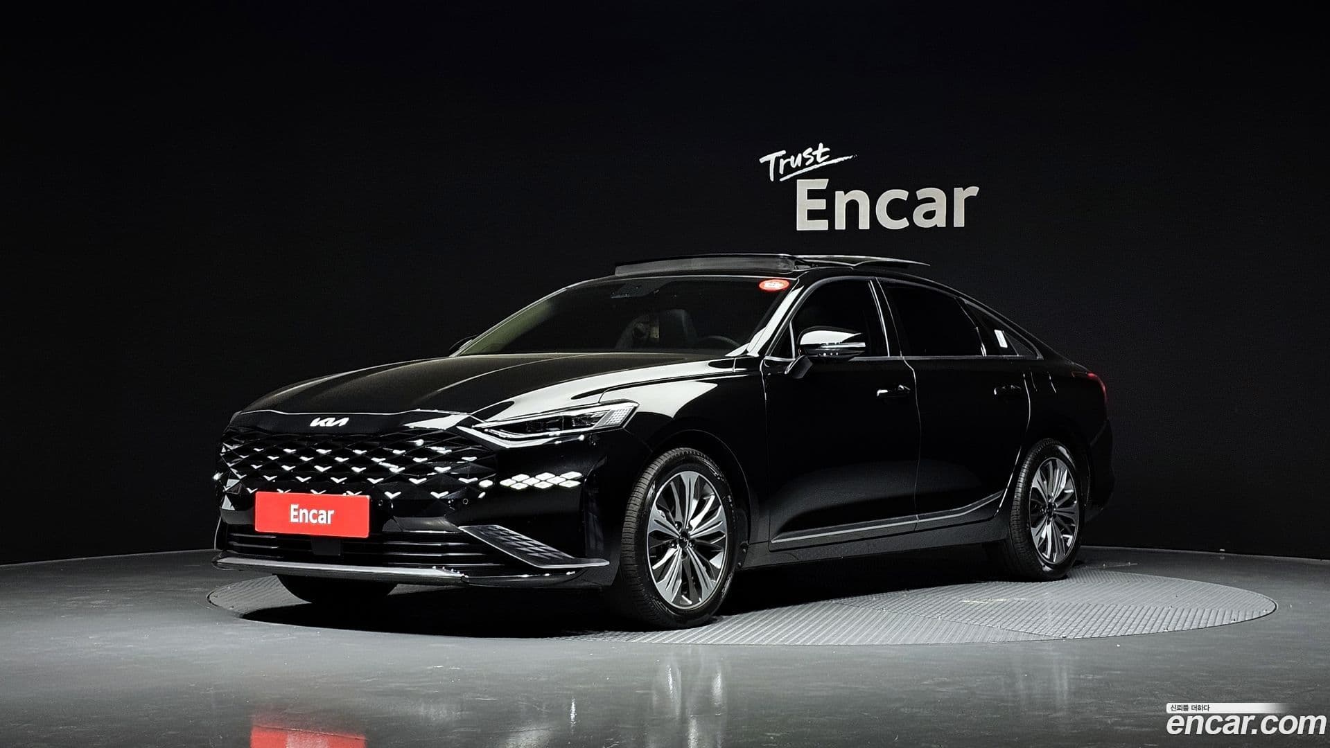 Main__Slider__Photo:K8 Kia 2021.9-0
