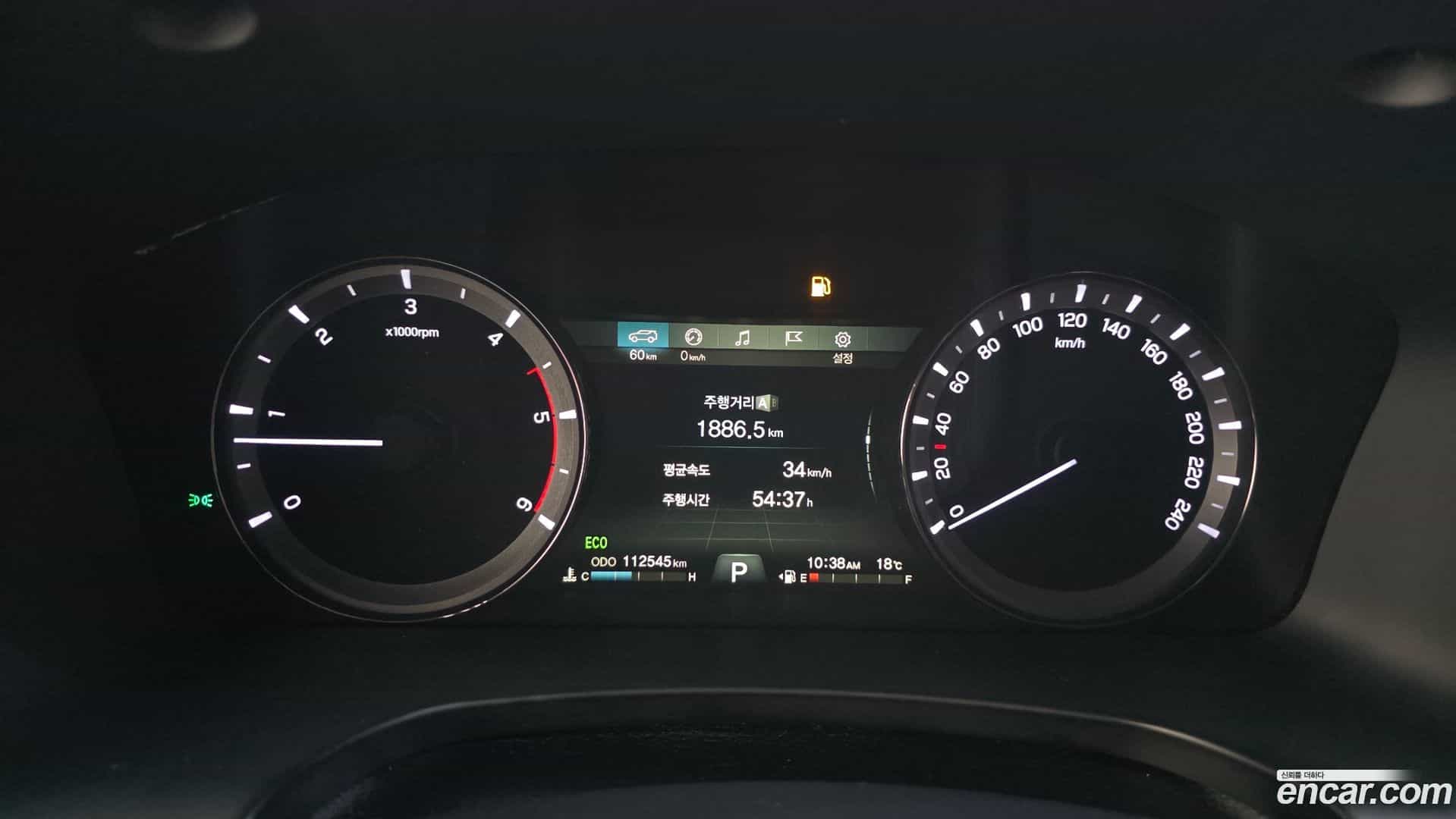 Rexton KG Mobility 2018.8-INNER-008