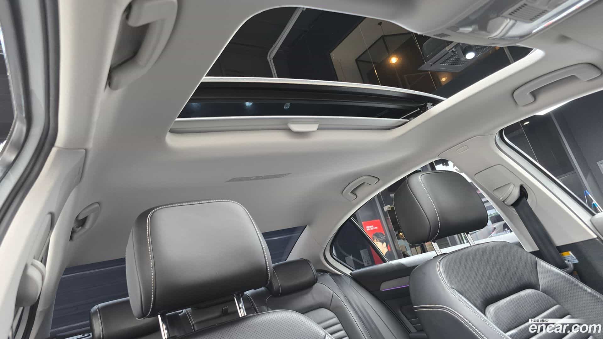 Passat Volkswagen 2022.8-OPTION-023