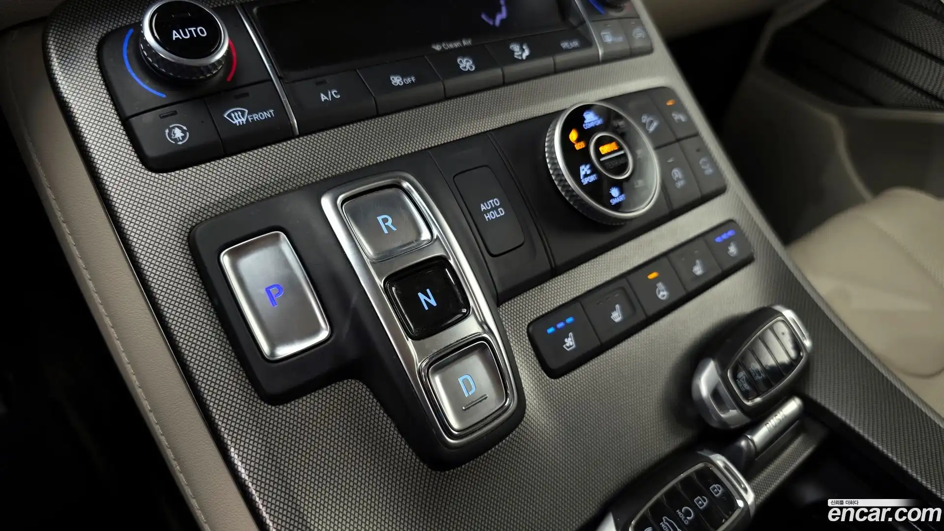 Palisade Hyundai 2021.3-INNER-009