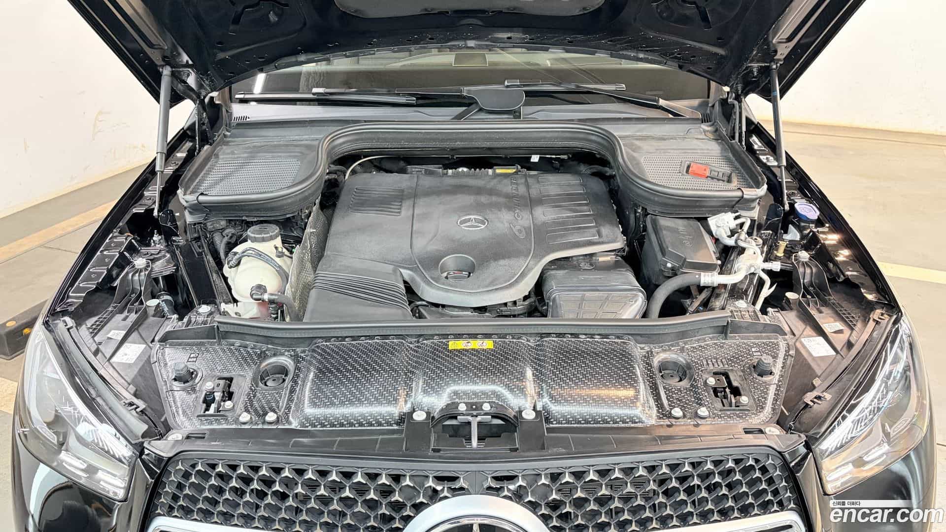 GLE-Class Mercedes-Benz 2025.4-OUTER-006
