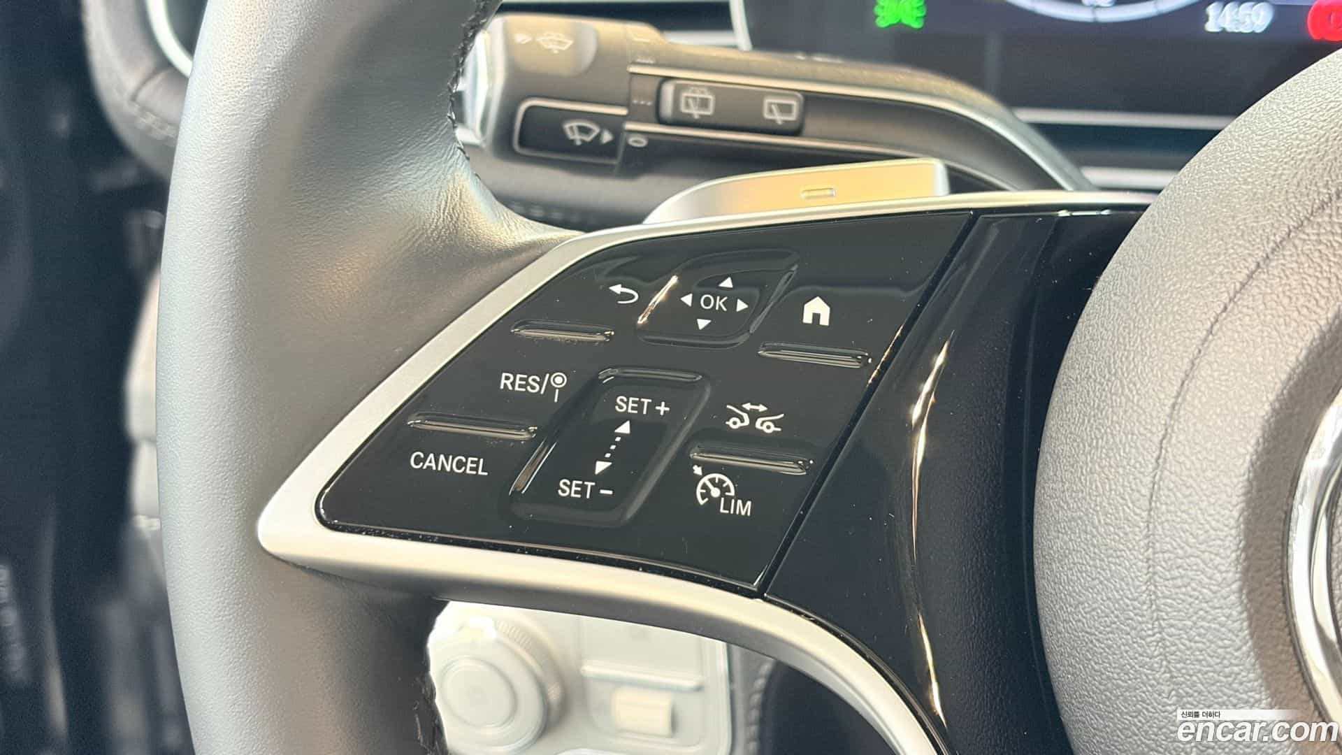 GLE-Class Mercedes-Benz 2025.4-OPTION-021