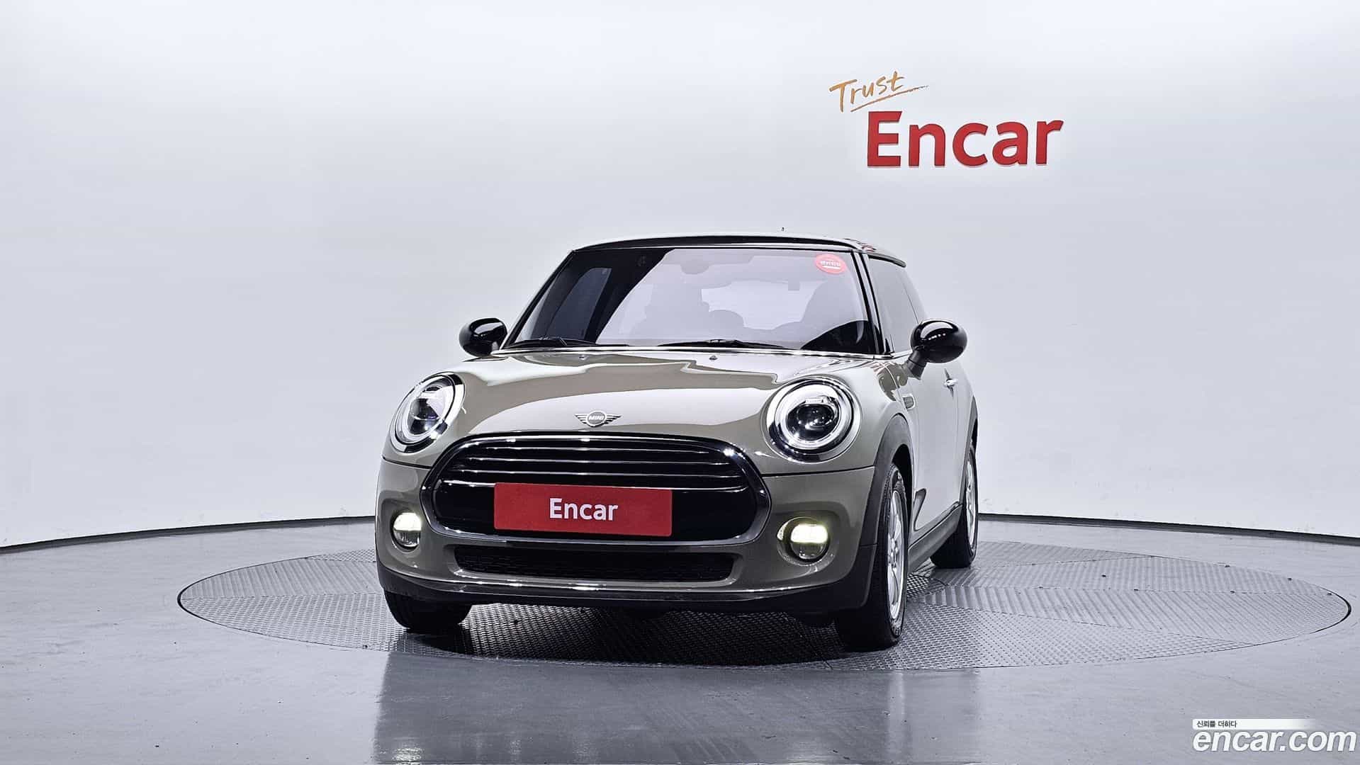 Cooper Mini 2018.8-OUTER-003