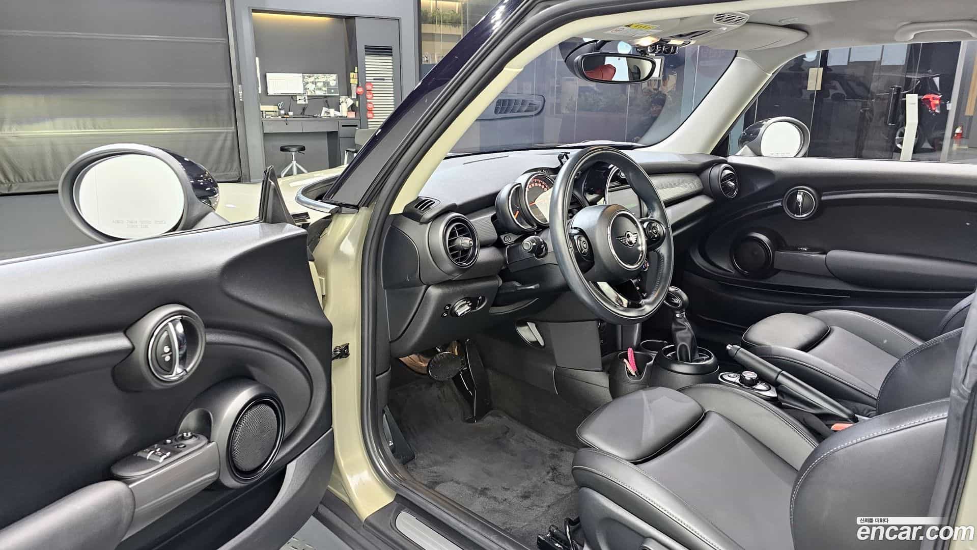 Cooper Mini 2018.8-INNER-010