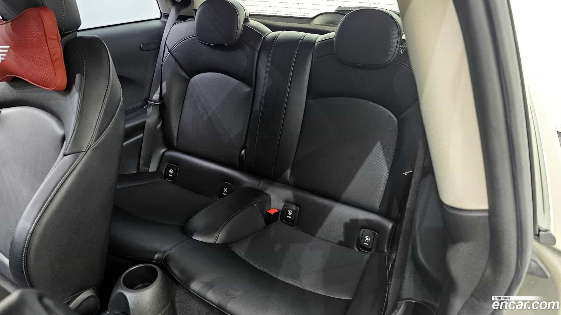 Cooper Mini 2018.8-OPTION-016
