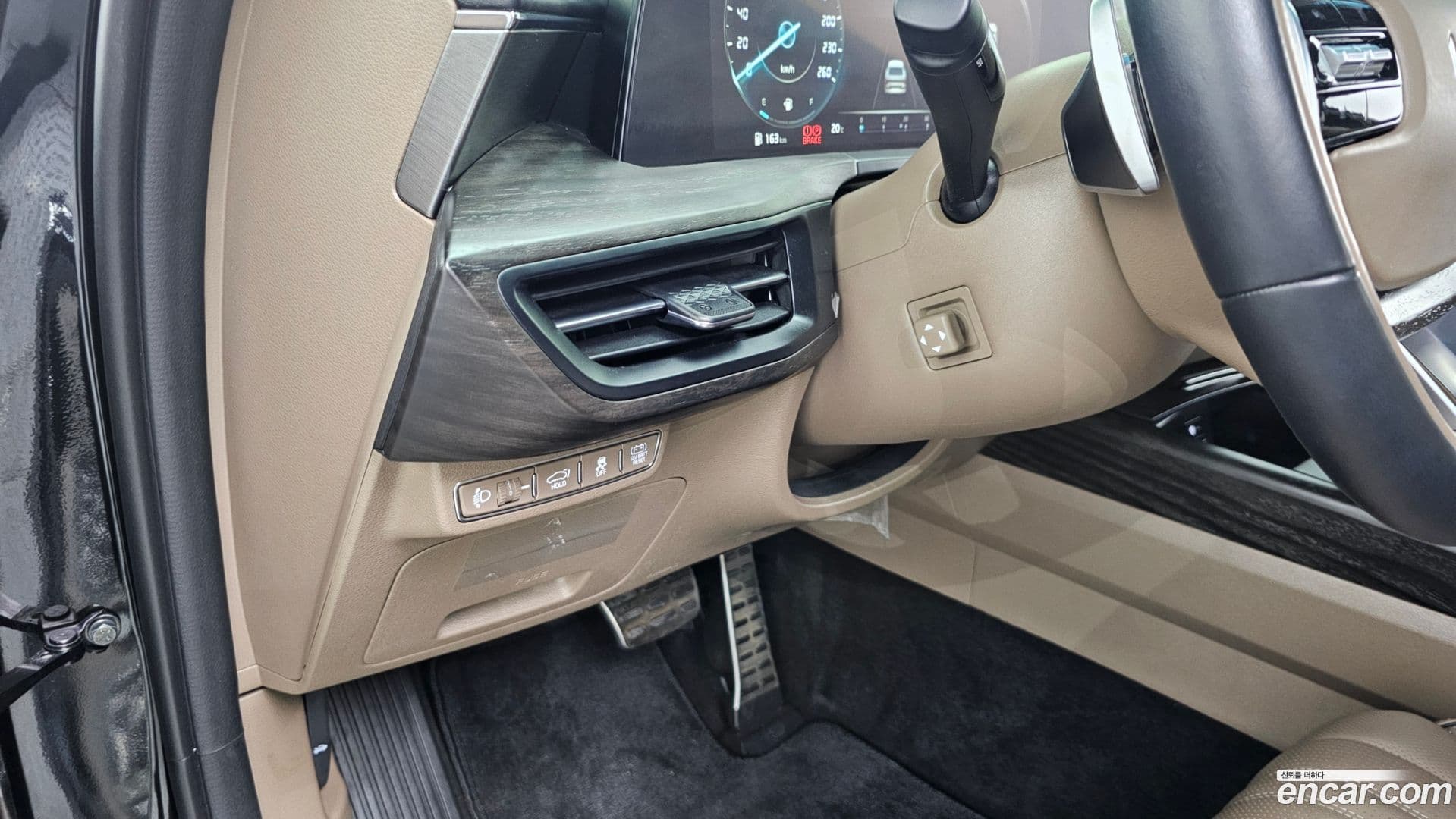 Main__Slider__Photo:K8 Kia 2022.2-19