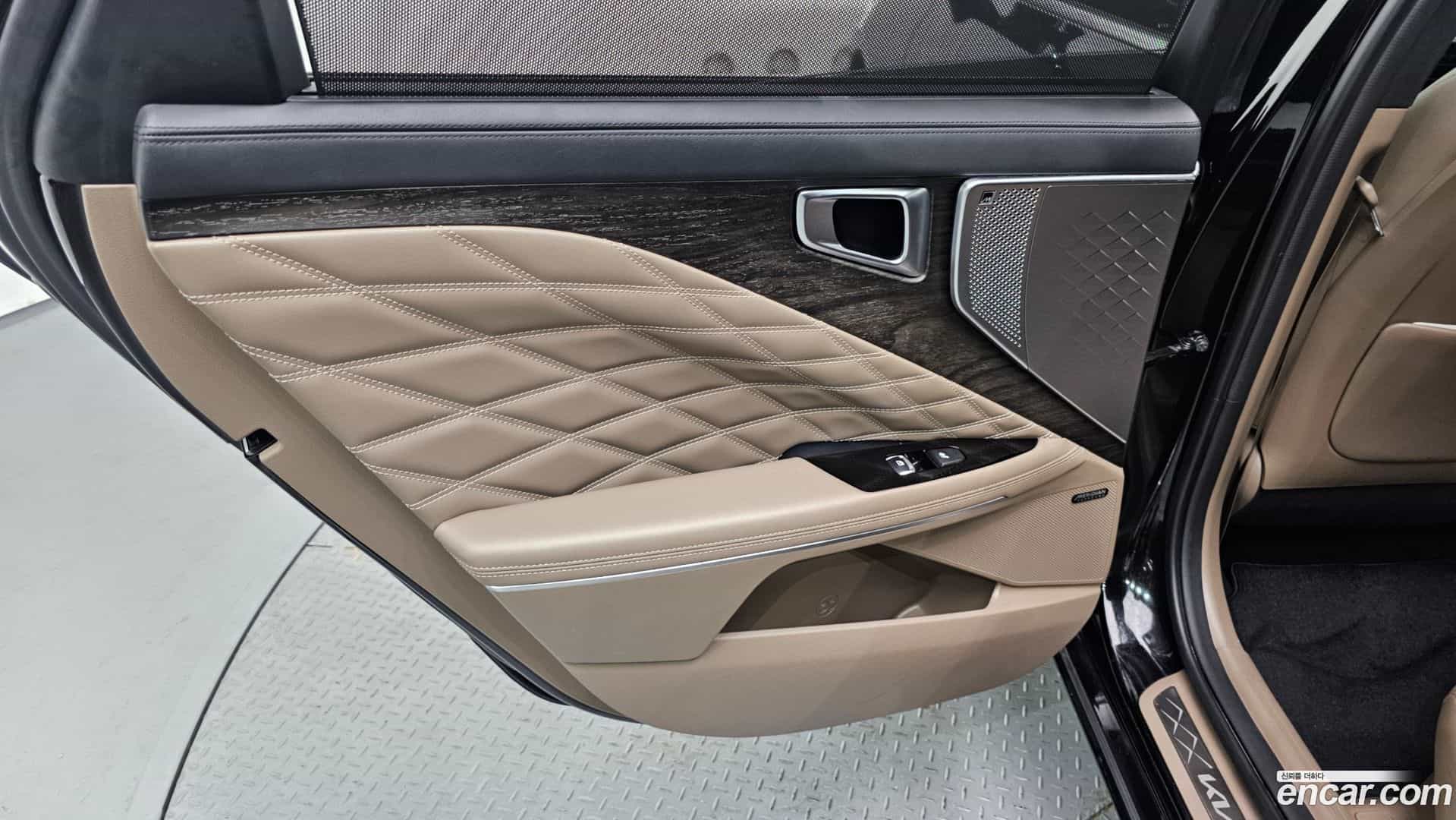 K8 Kia 2022.2-INNER-035