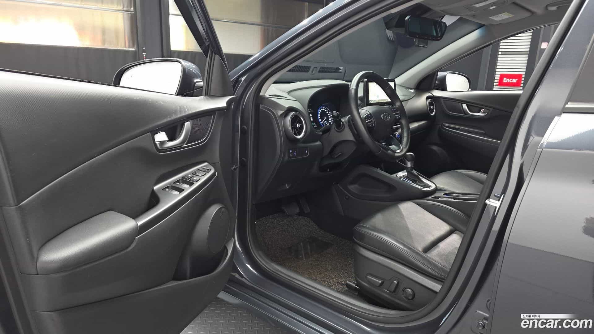 Kona Hyundai 2021.4-INNER-010