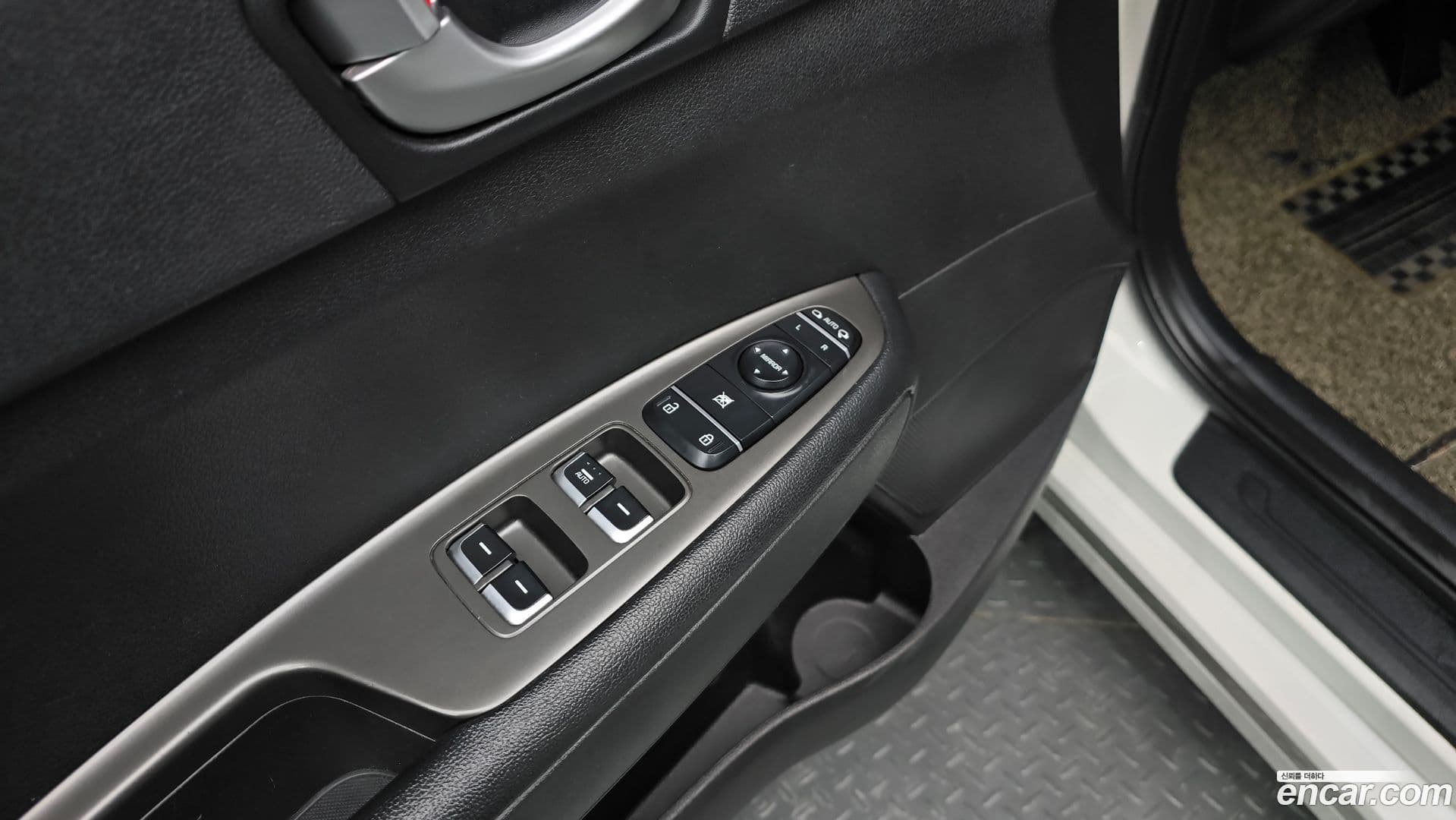 Main__Slider__Photo:K5 Kia 2019.5-14