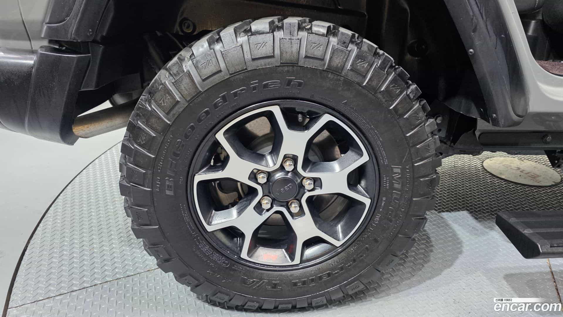 Wrangler Jeep 2022.8-OUTER-005