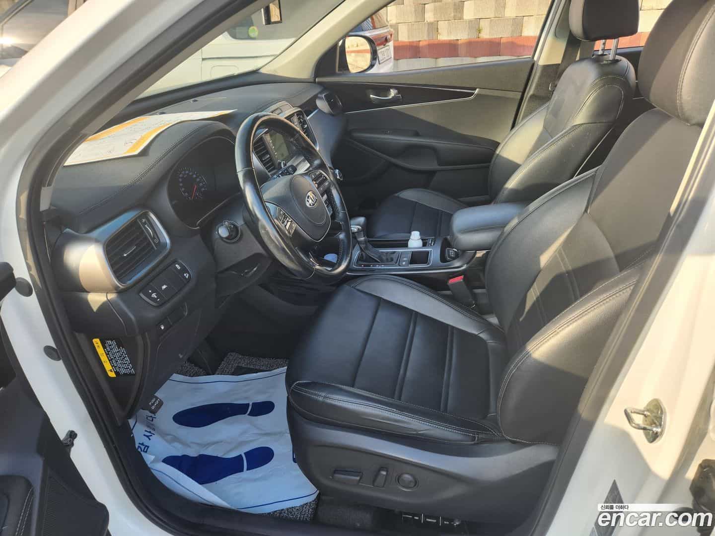 Sorento Kia 2019.3-OUTER-005