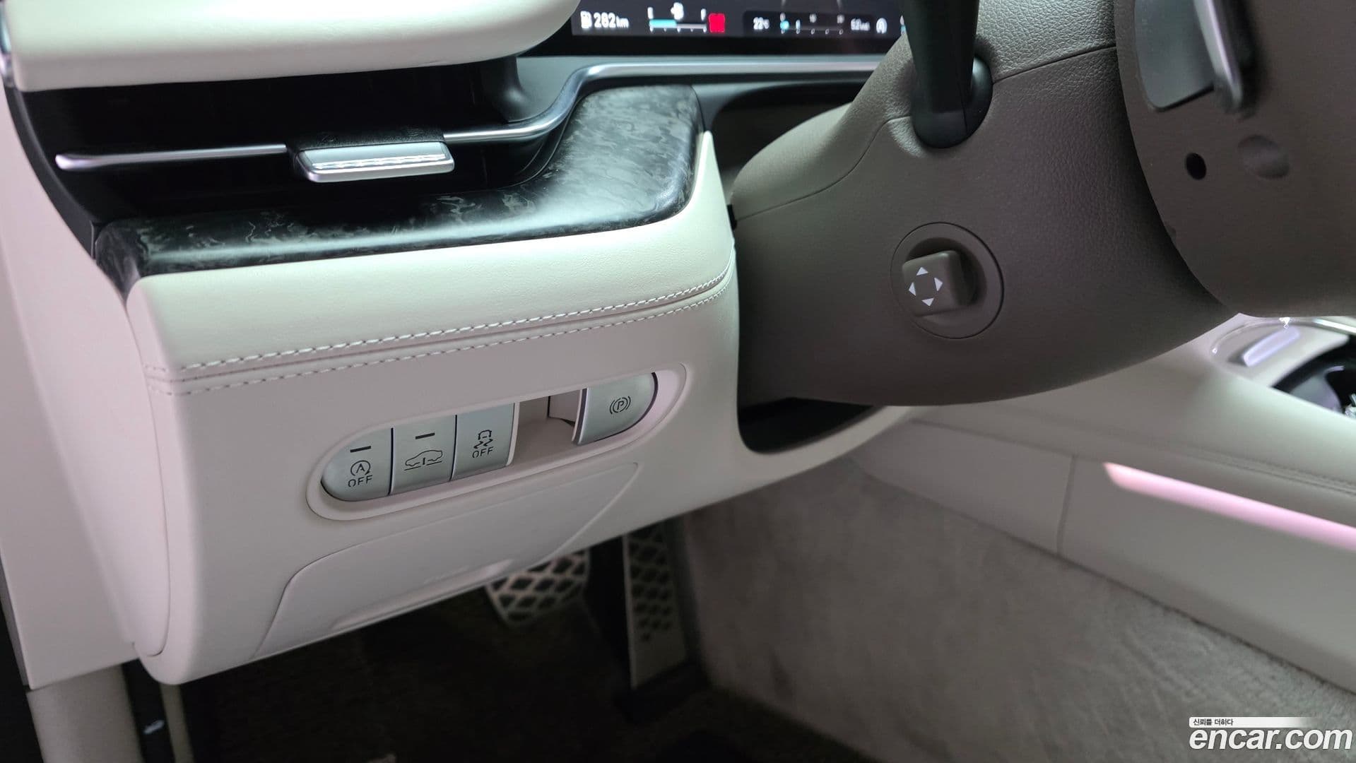 Main__Slider__Photo:G90 Genesis 2022.2-26