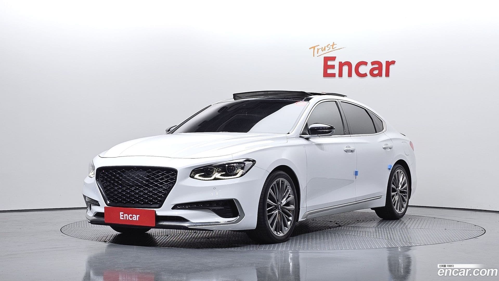 Main__Slider__Photo:Grandeur Hyundai 2016.11-0