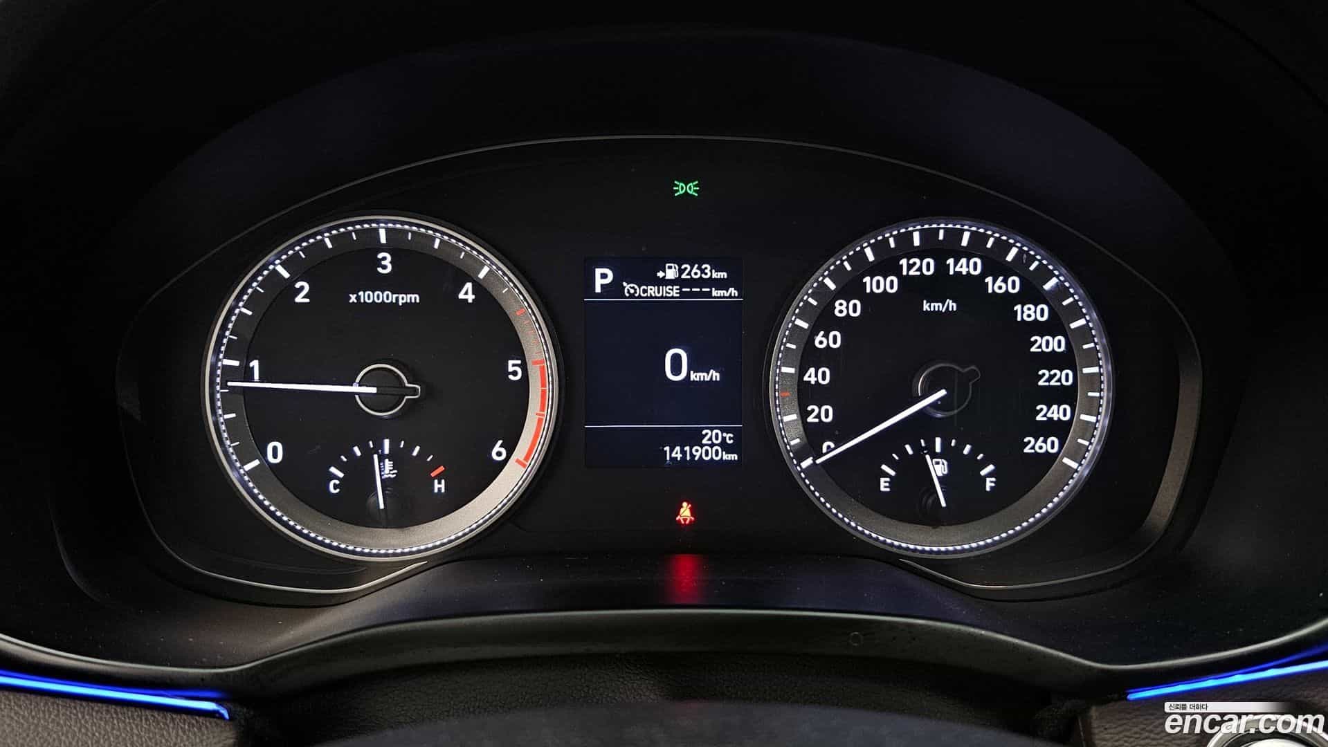 Grandeur Hyundai 2016.11-INNER-008