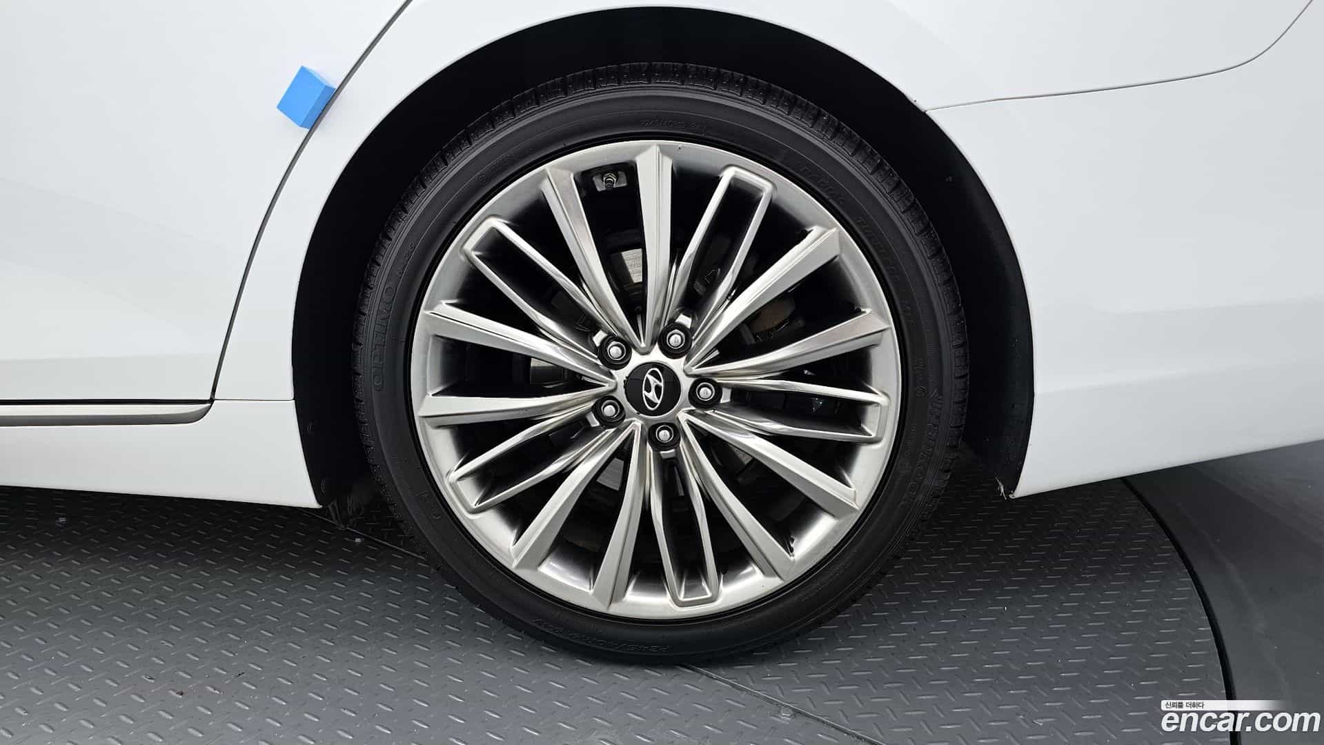Grandeur Hyundai 2016.11-OUTER-031