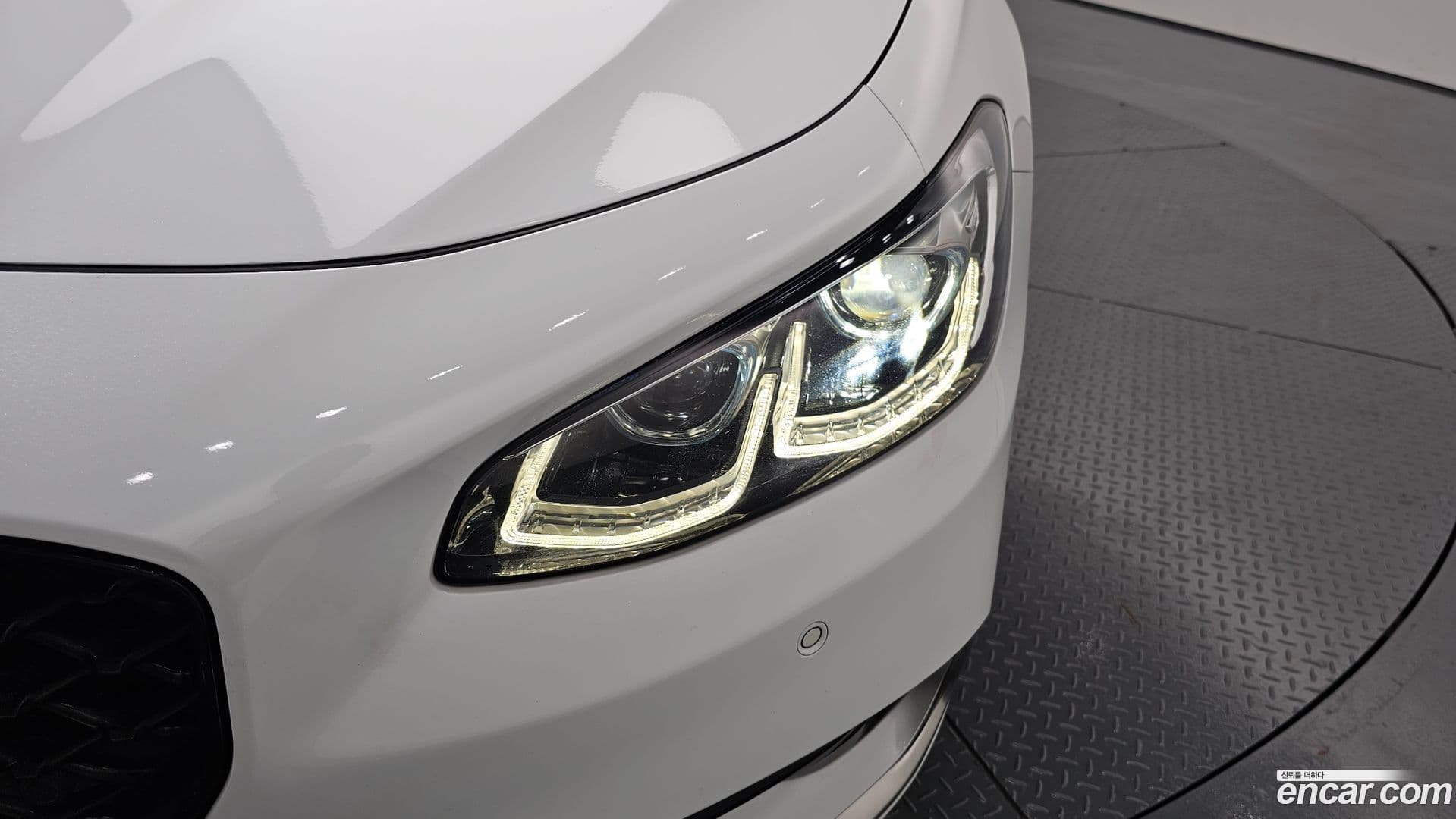 Main__Slider__Photo:Grandeur Hyundai 2016.11-21