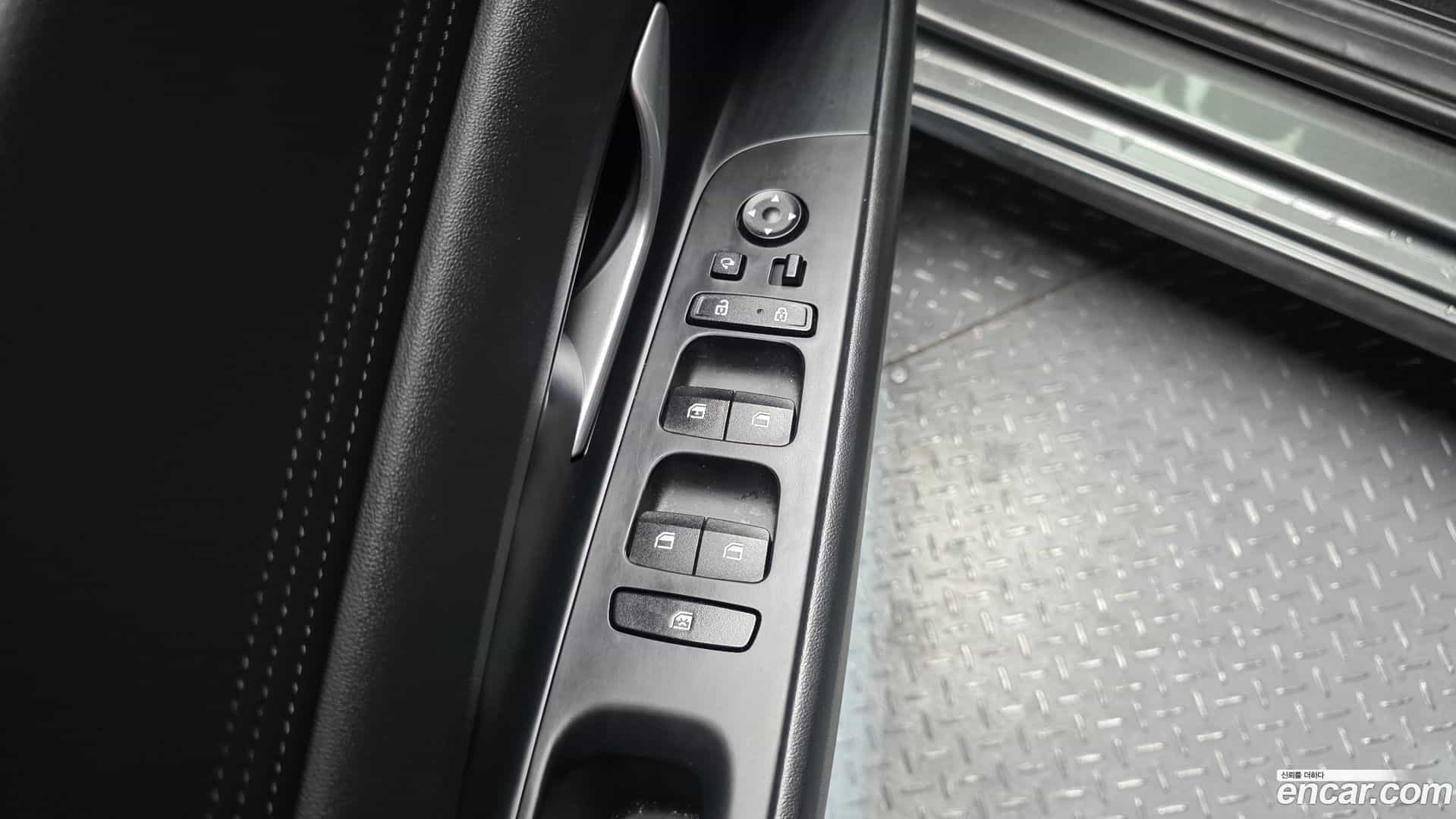 AVANTE Hyundai 2022.4-OPTION-018