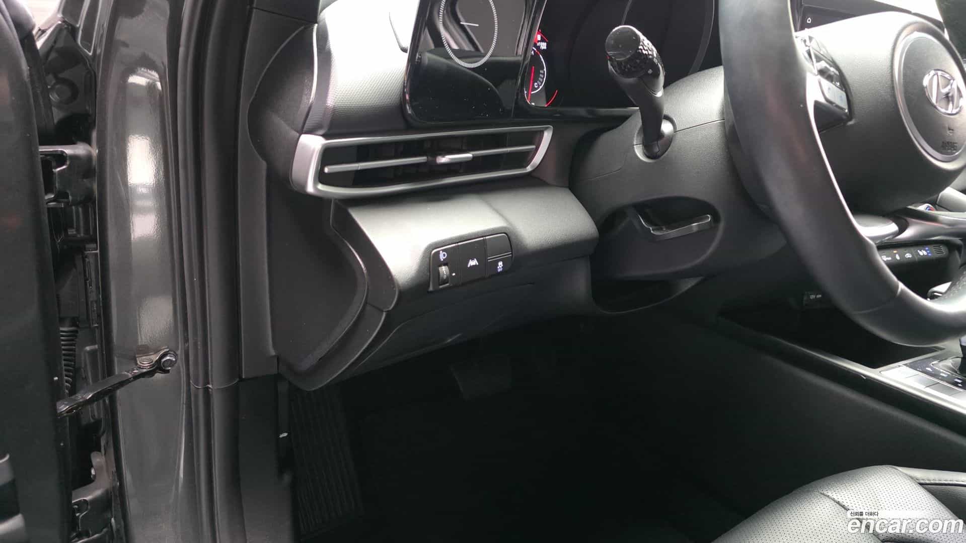 AVANTE Hyundai 2022.4-OPTION-019