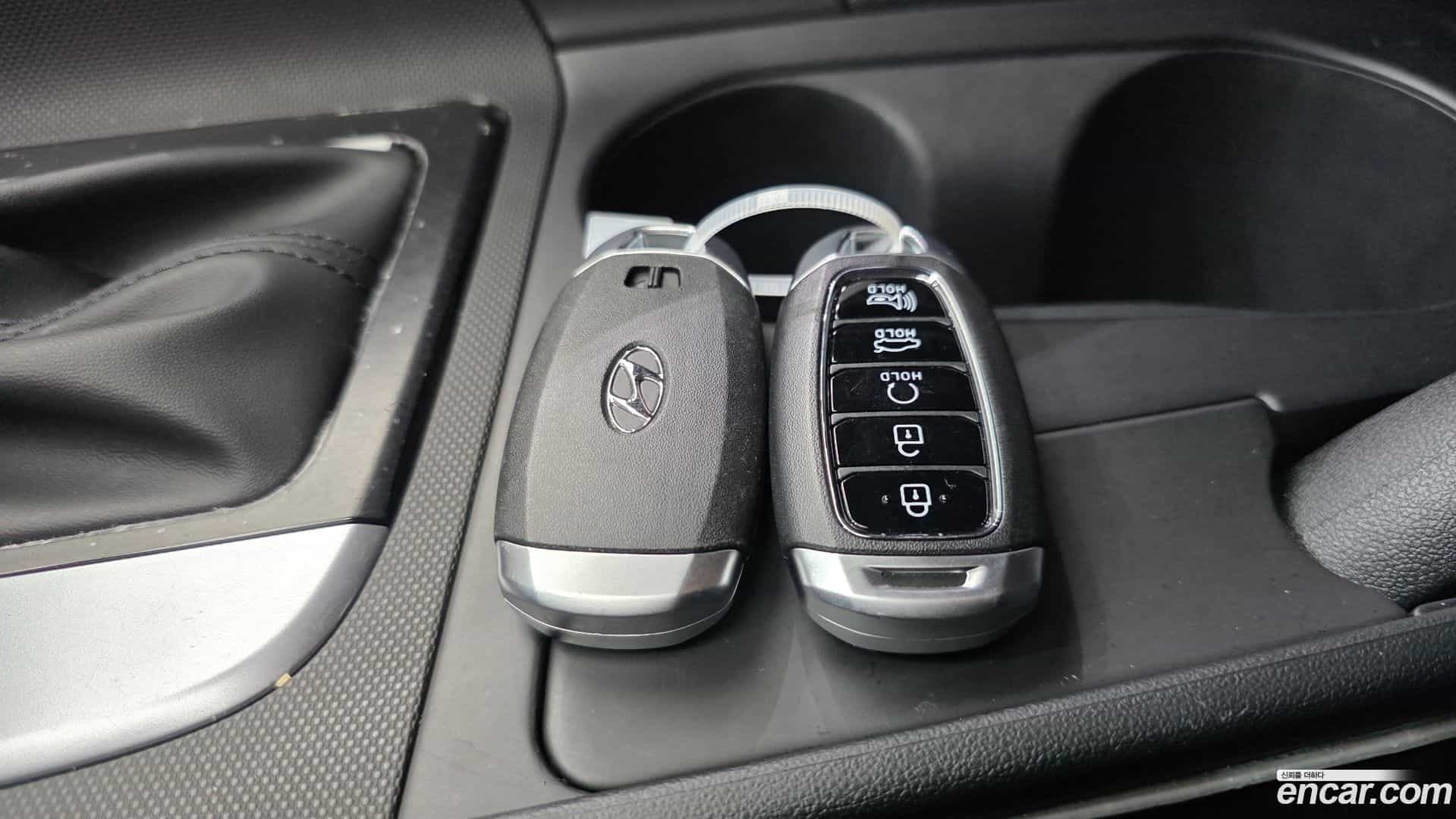 AVANTE Hyundai 2022.4-OPTION-024