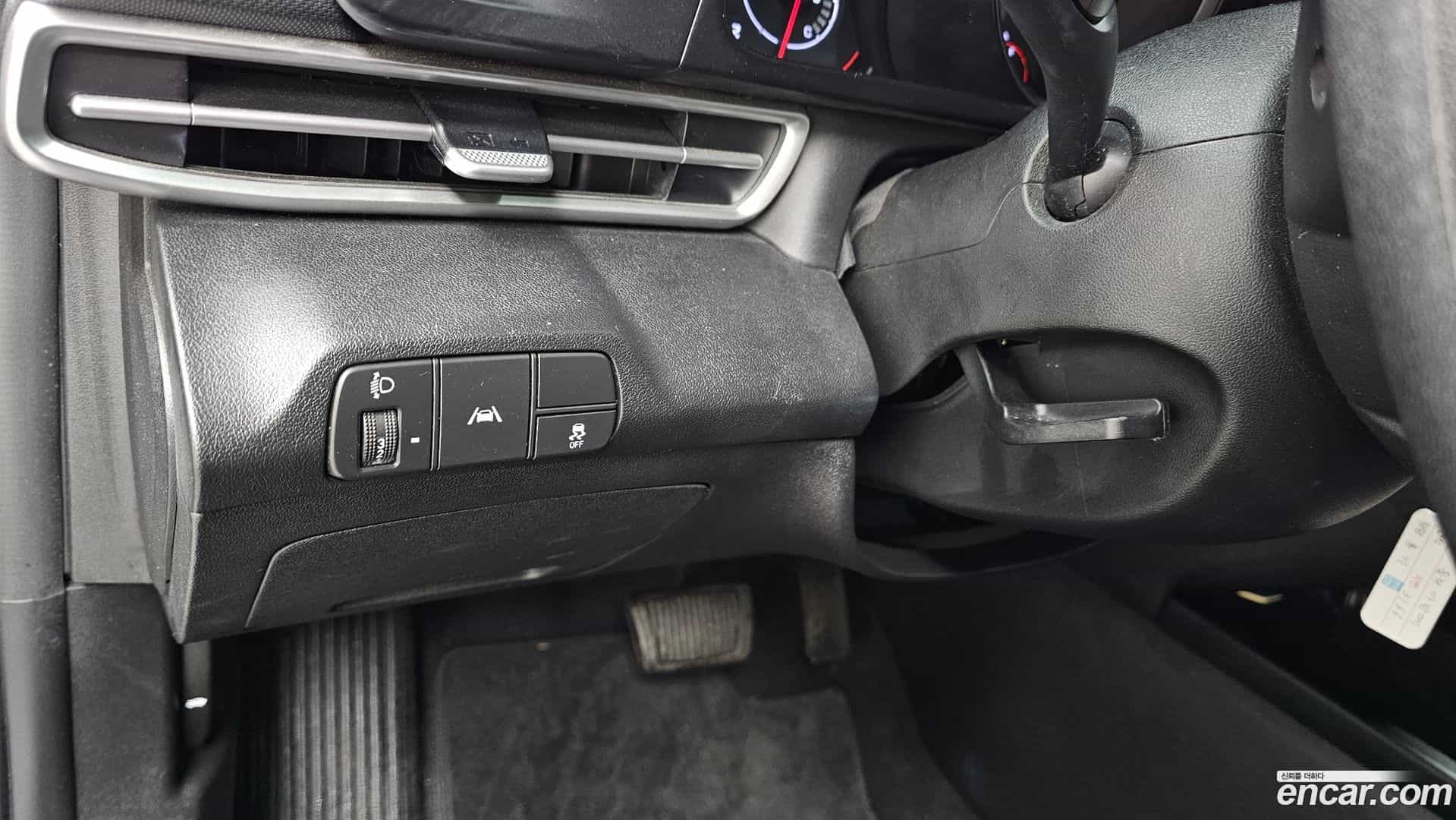 AVANTE Hyundai 2022.6-OPTION-019