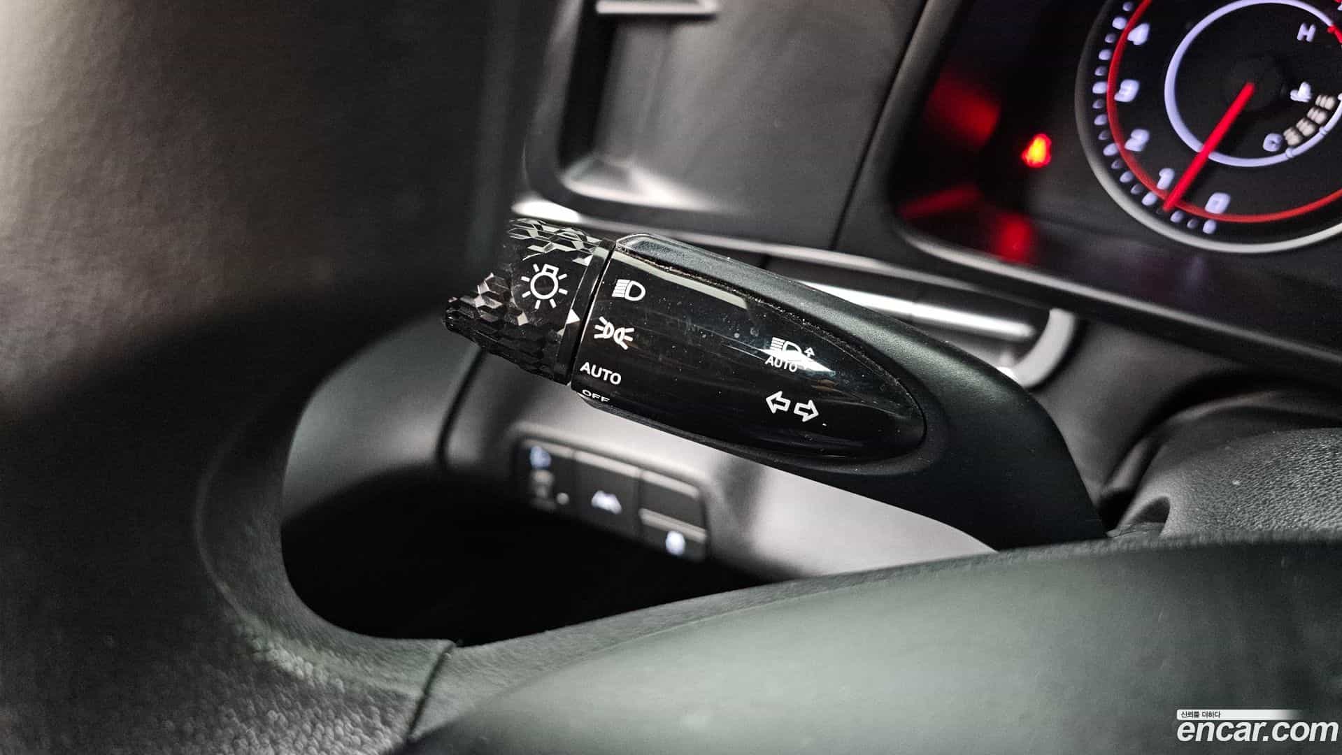 AVANTE Hyundai 2022.6-OPTION-041