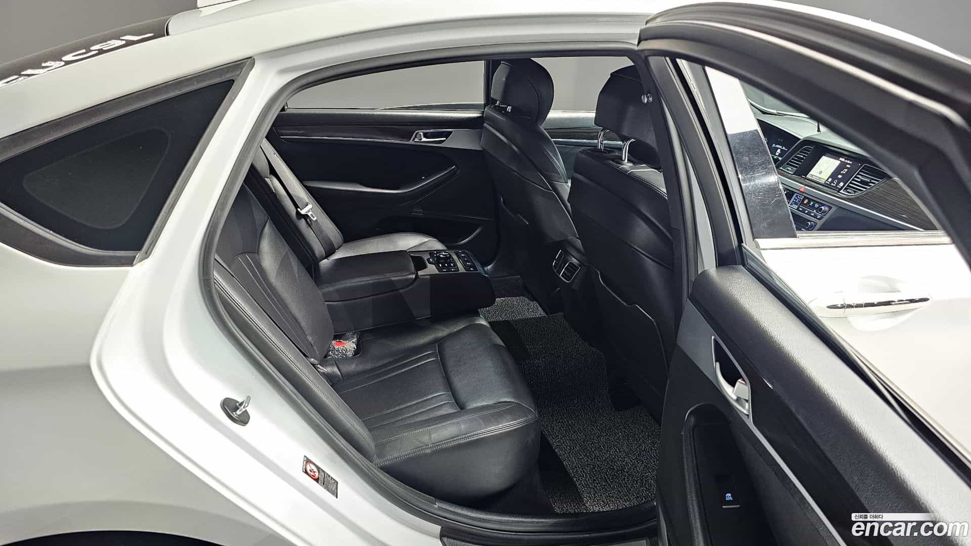 G80 Genesis 2019.11-OPTION-016