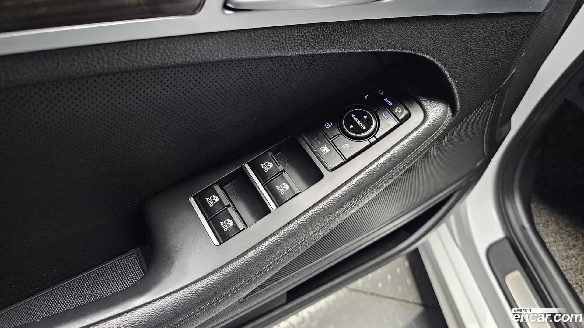 G80 Genesis 2019.11-OPTION-040