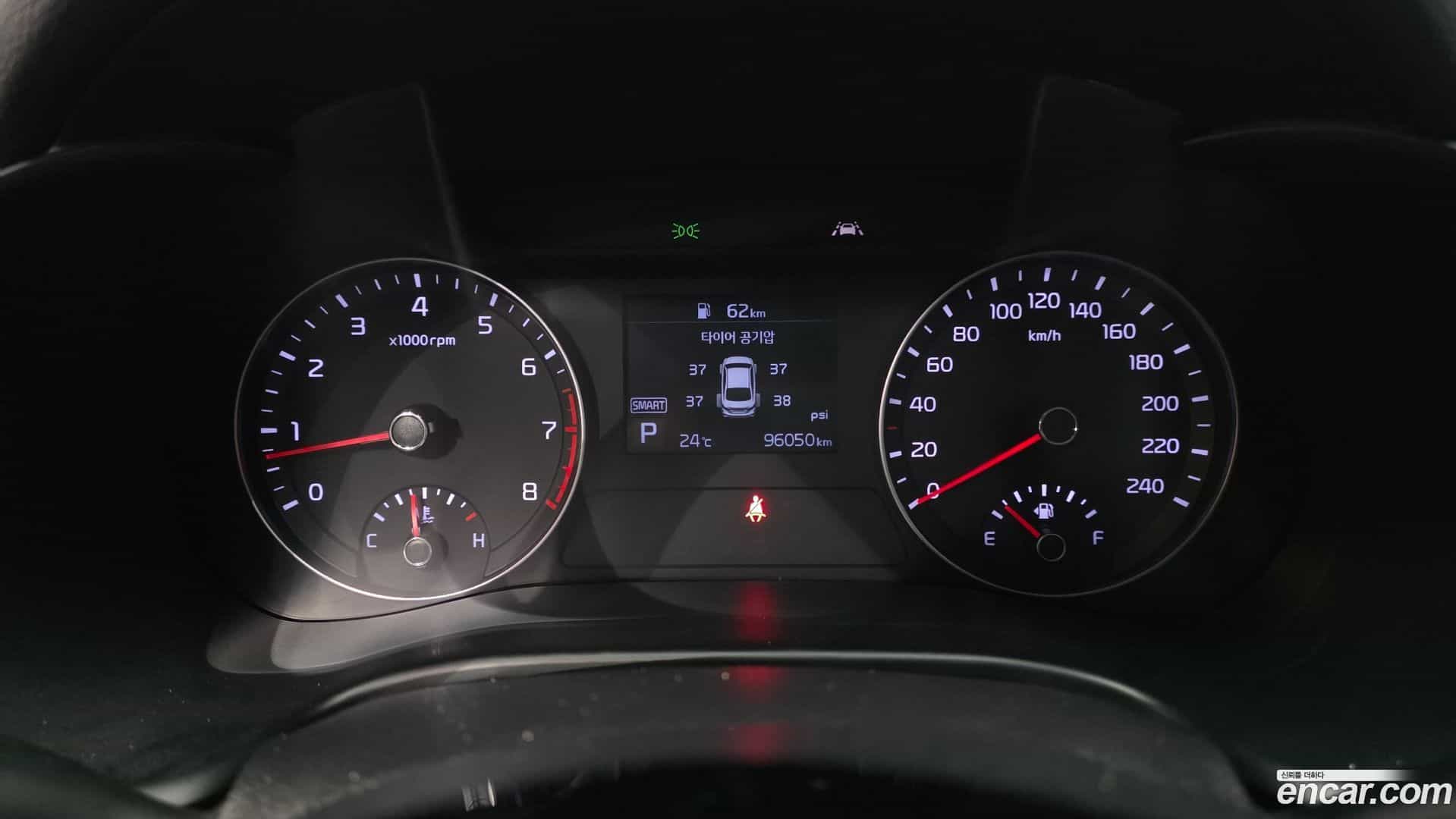 K3 Kia 2019.0-INNER-008