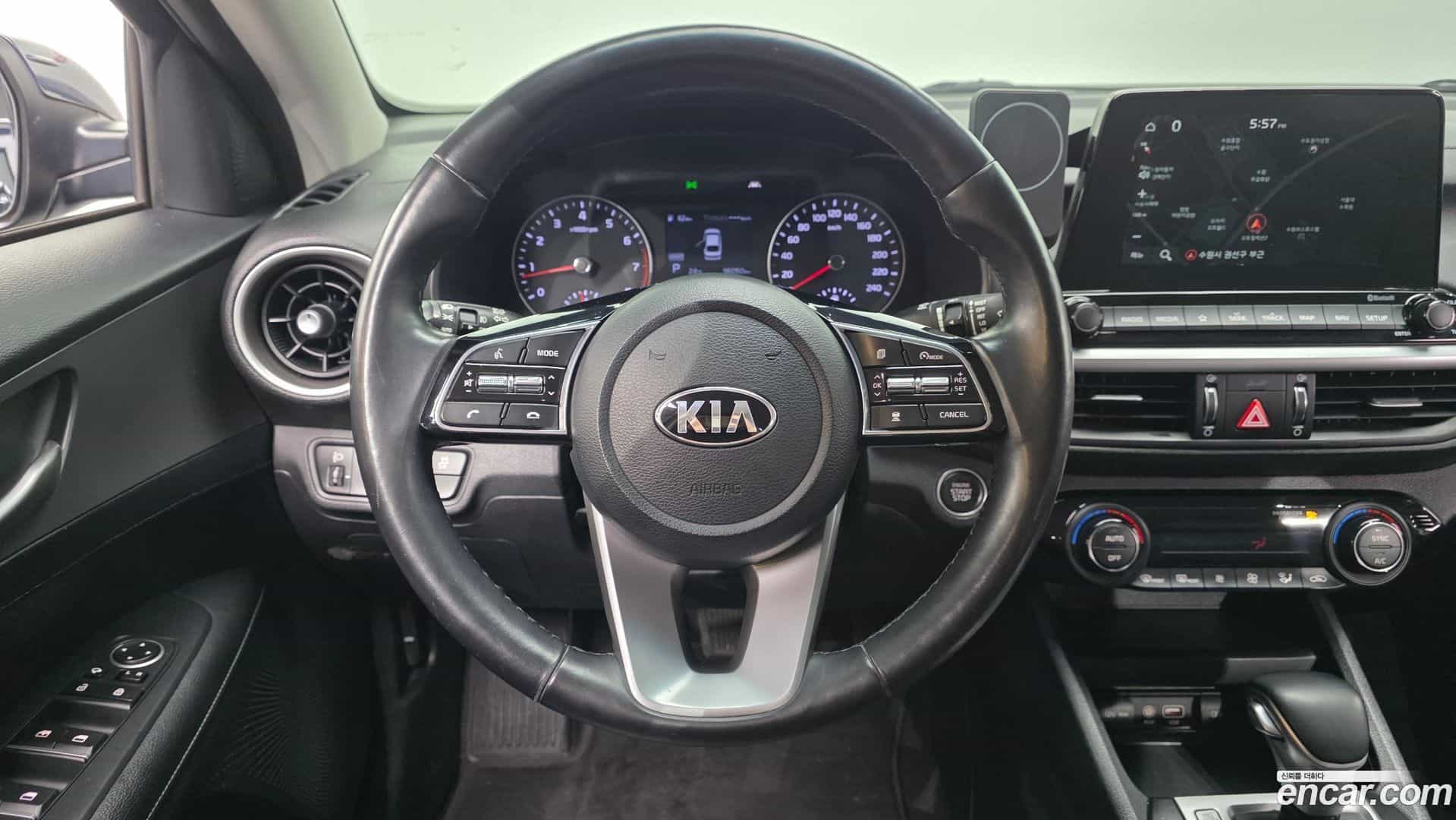K3 Kia 2019.0-OPTION-017
