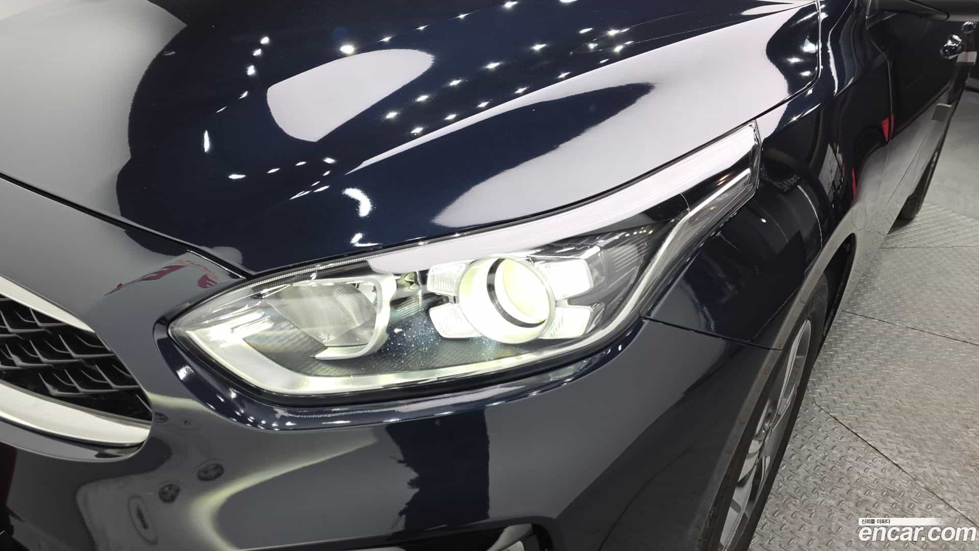 K3 Kia 2019.0-OUTER-032
