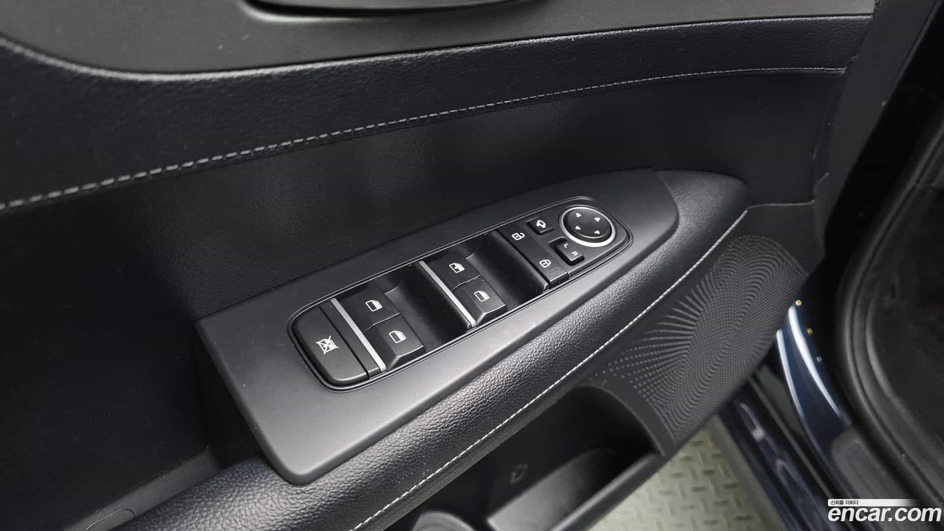 K3 Kia 2019.0-OPTION-043