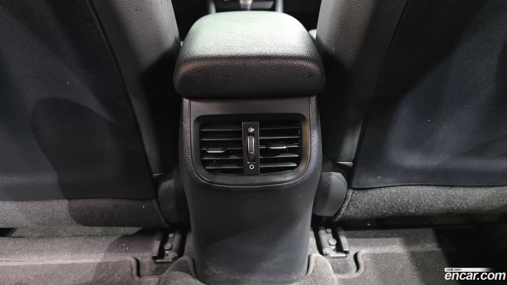 K3 Kia 2019.0-OPTION-045