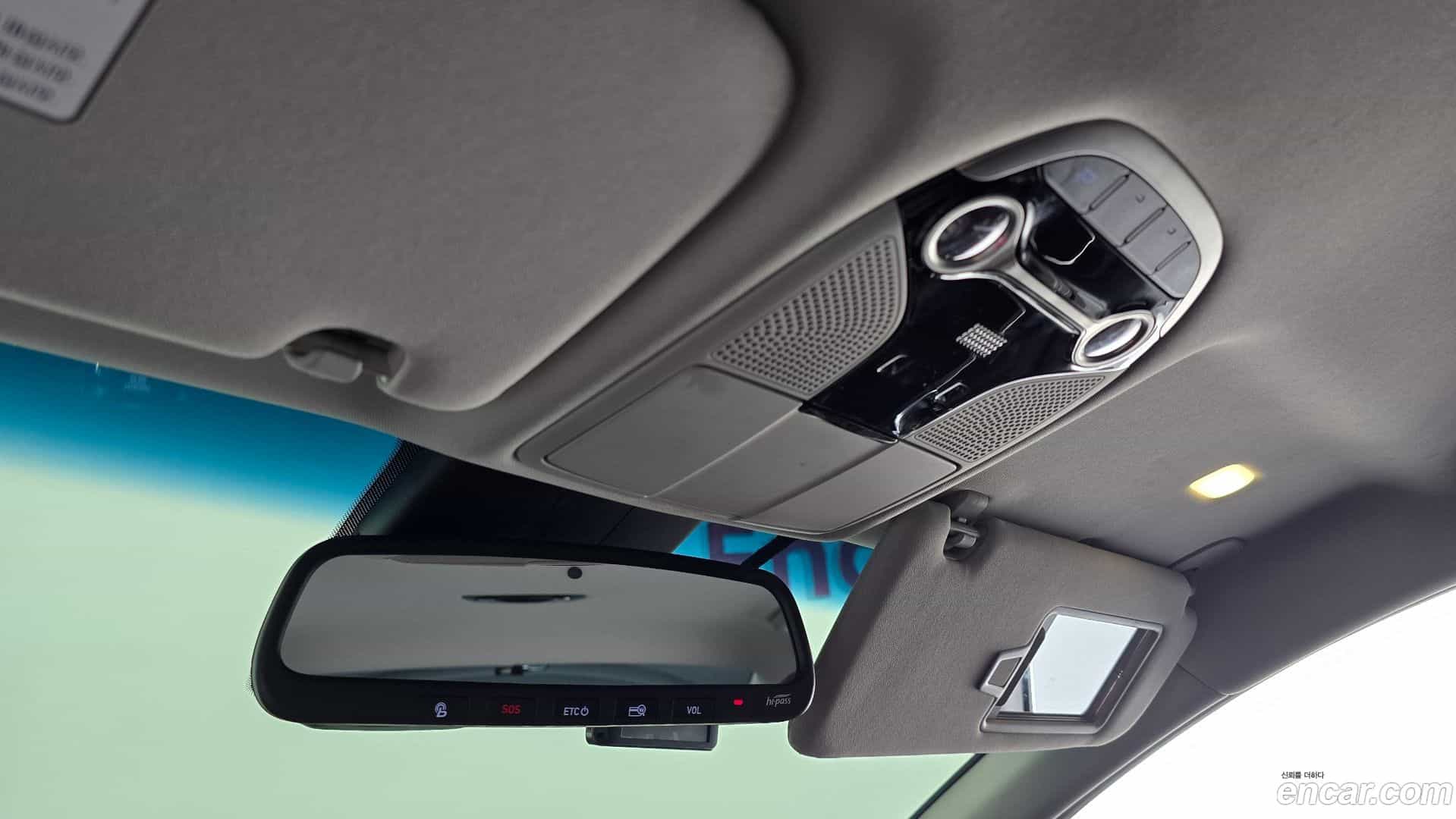 Grandeur Hyundai 2018.6-OPTION-022