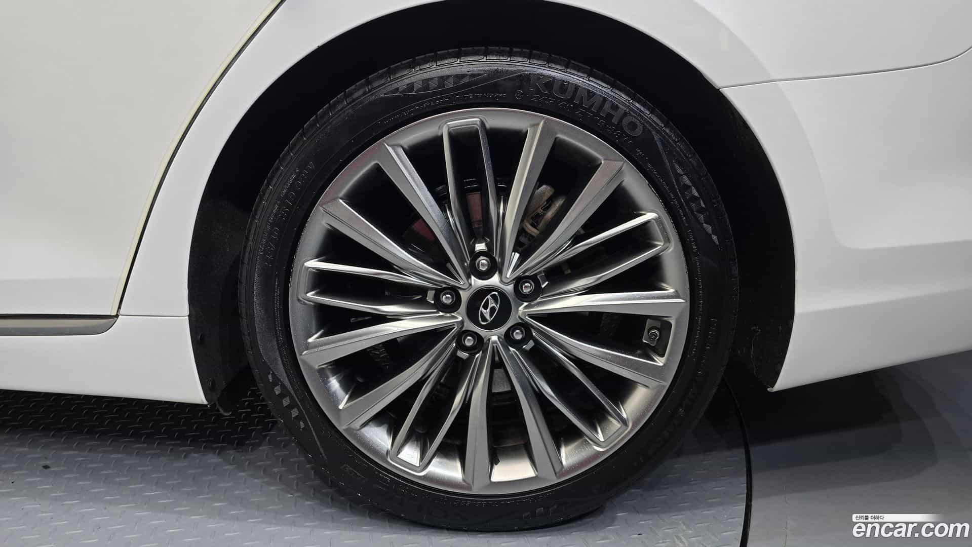 Grandeur Hyundai 2018.6-OUTER-031