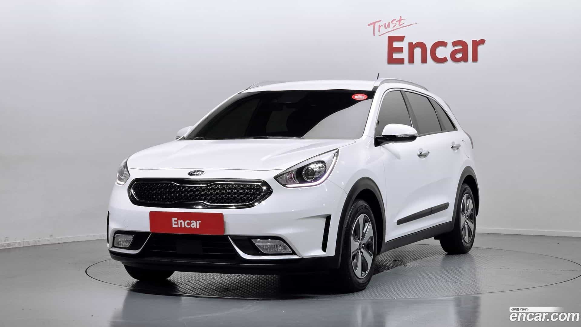 Niro Kia 2017.8-OUTER-001