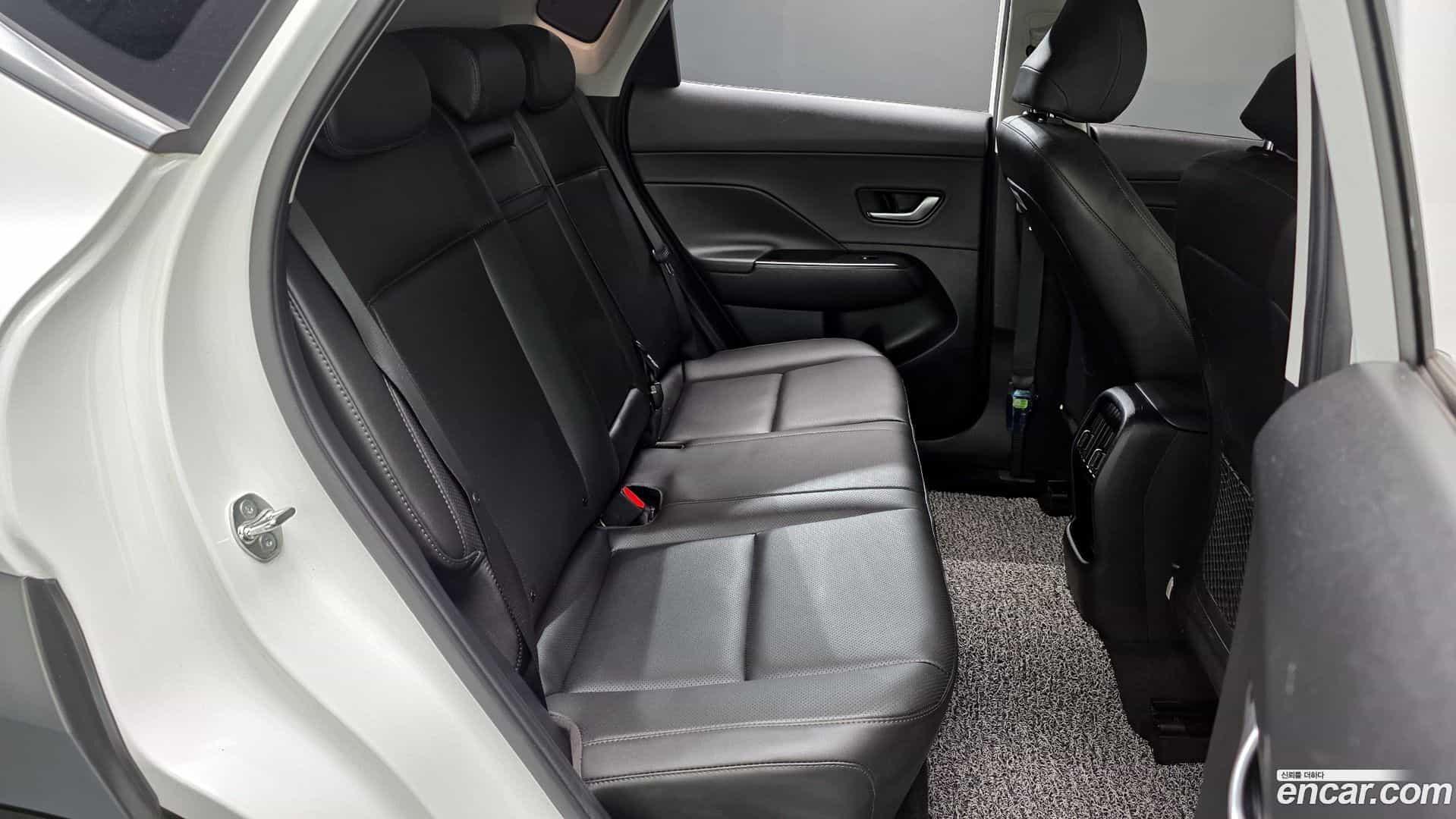 Kona Hyundai 2023.9-INNER-036