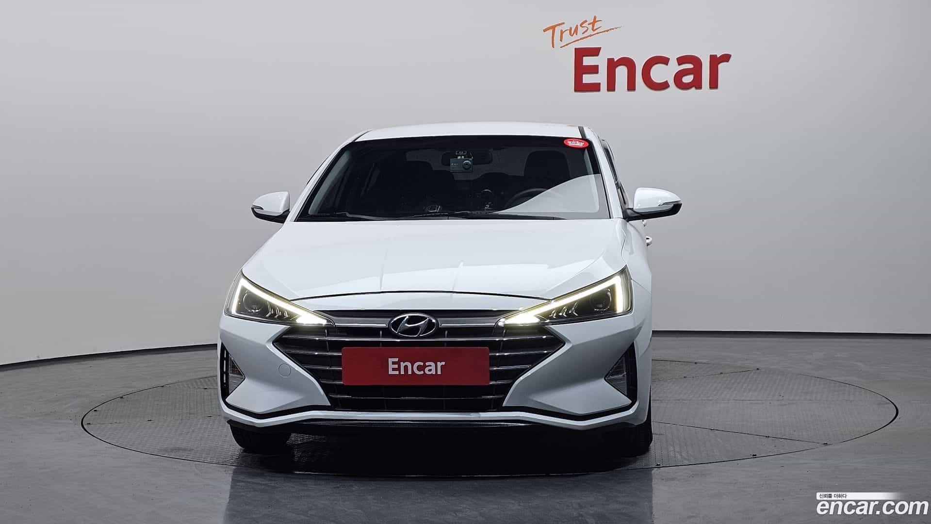 AVANTE Hyundai 2019.5-OUTER-003