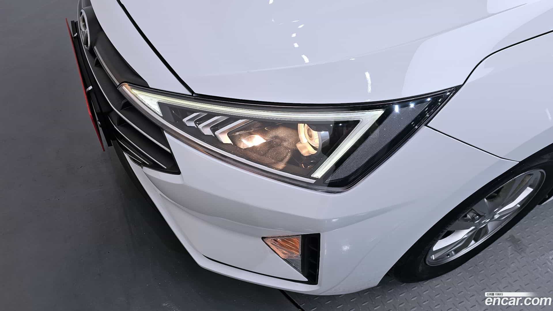 AVANTE Hyundai 2019.5-OUTER-032