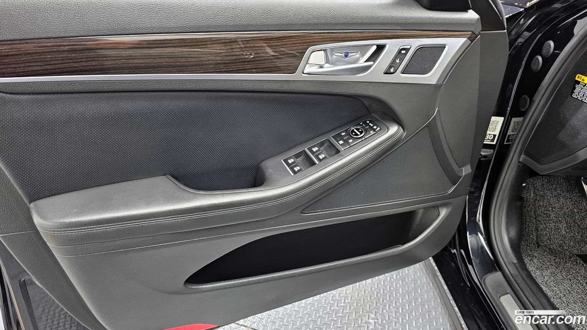 G80 Genesis 2019.9-INNER-034