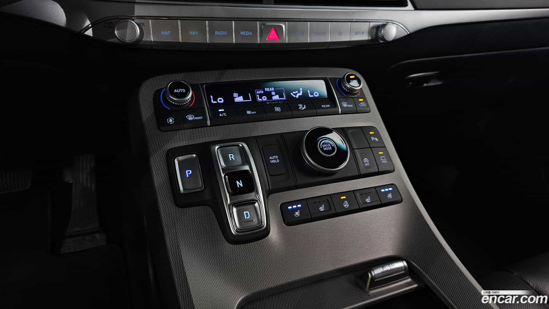 Palisade Hyundai 2022.2-INNER-009
