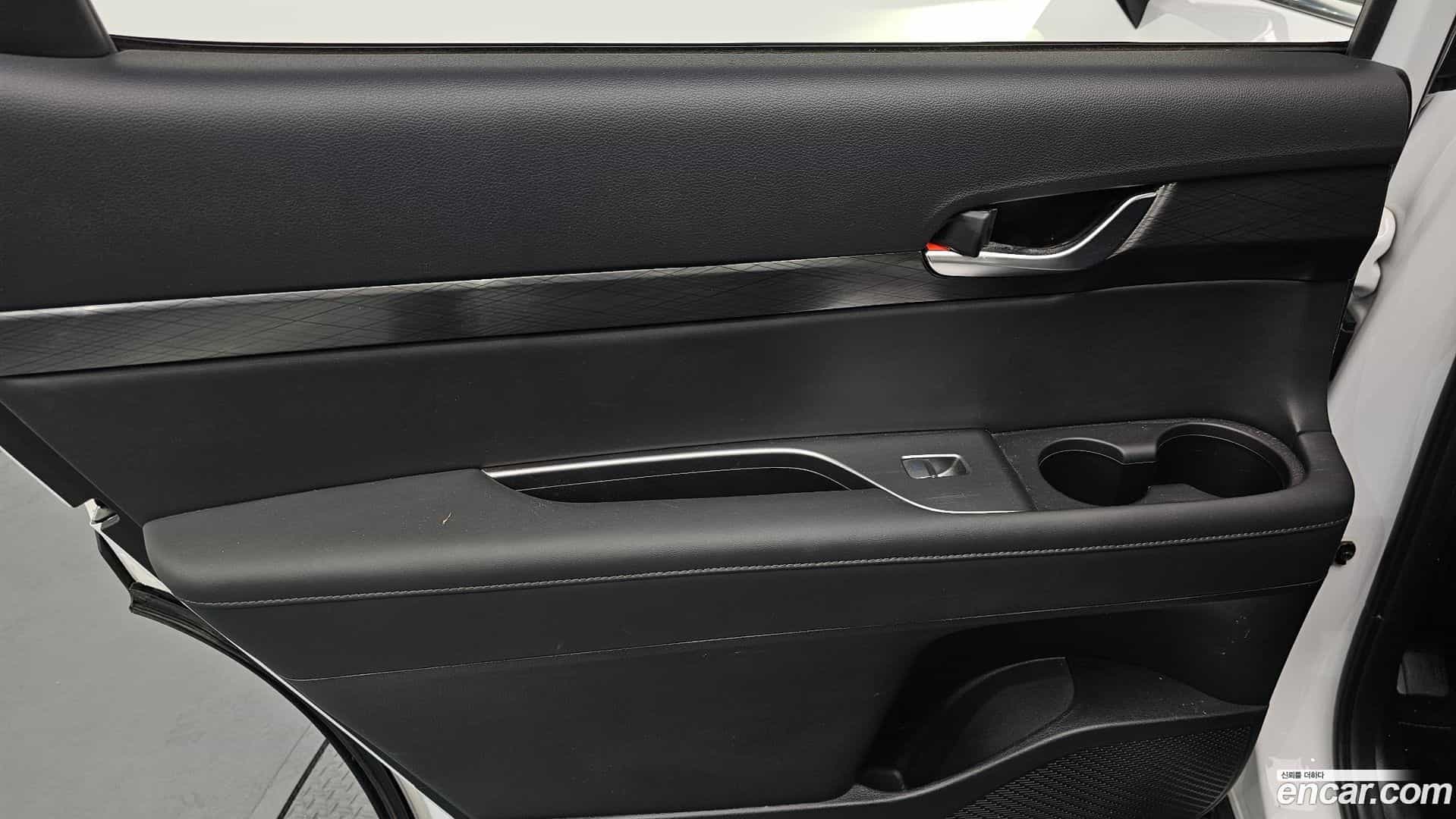 Palisade Hyundai 2022.2-INNER-035