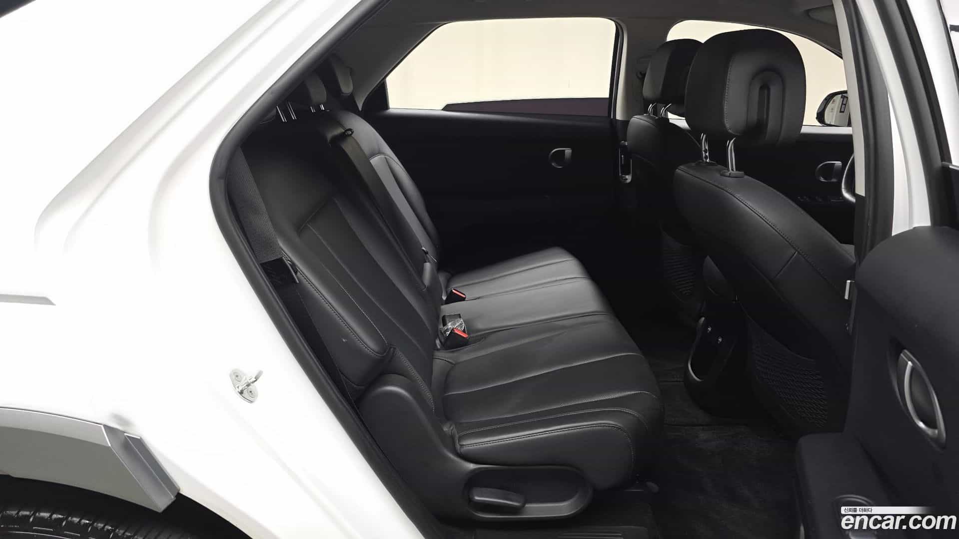 Ioniq5 Hyundai 2022.2-INNER-036