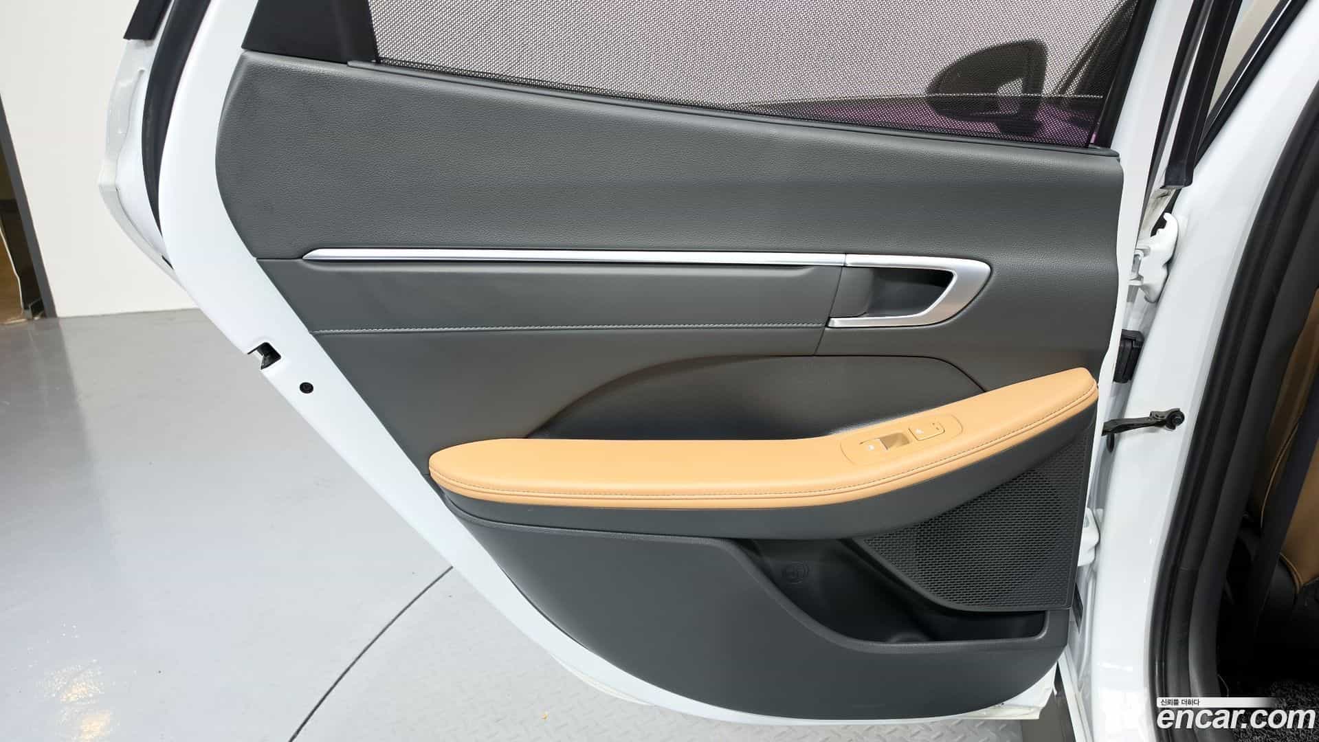 Sonata Hyundai 2019.3-INNER-035