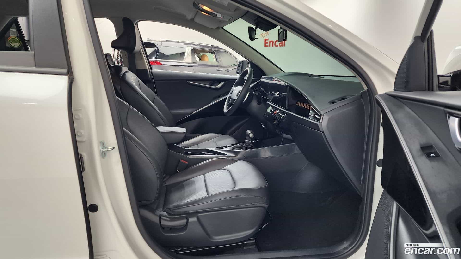 Niro Kia 2022.5-INNER-010