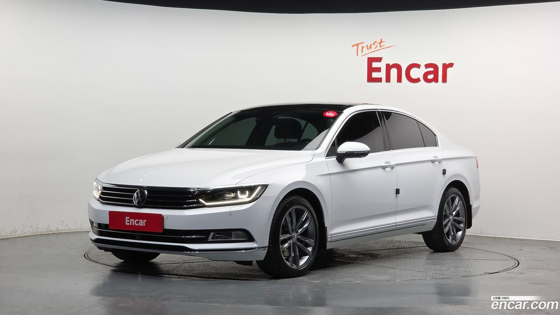 Main__Slider__Photo:Passat Volkswagen 2018.4-0