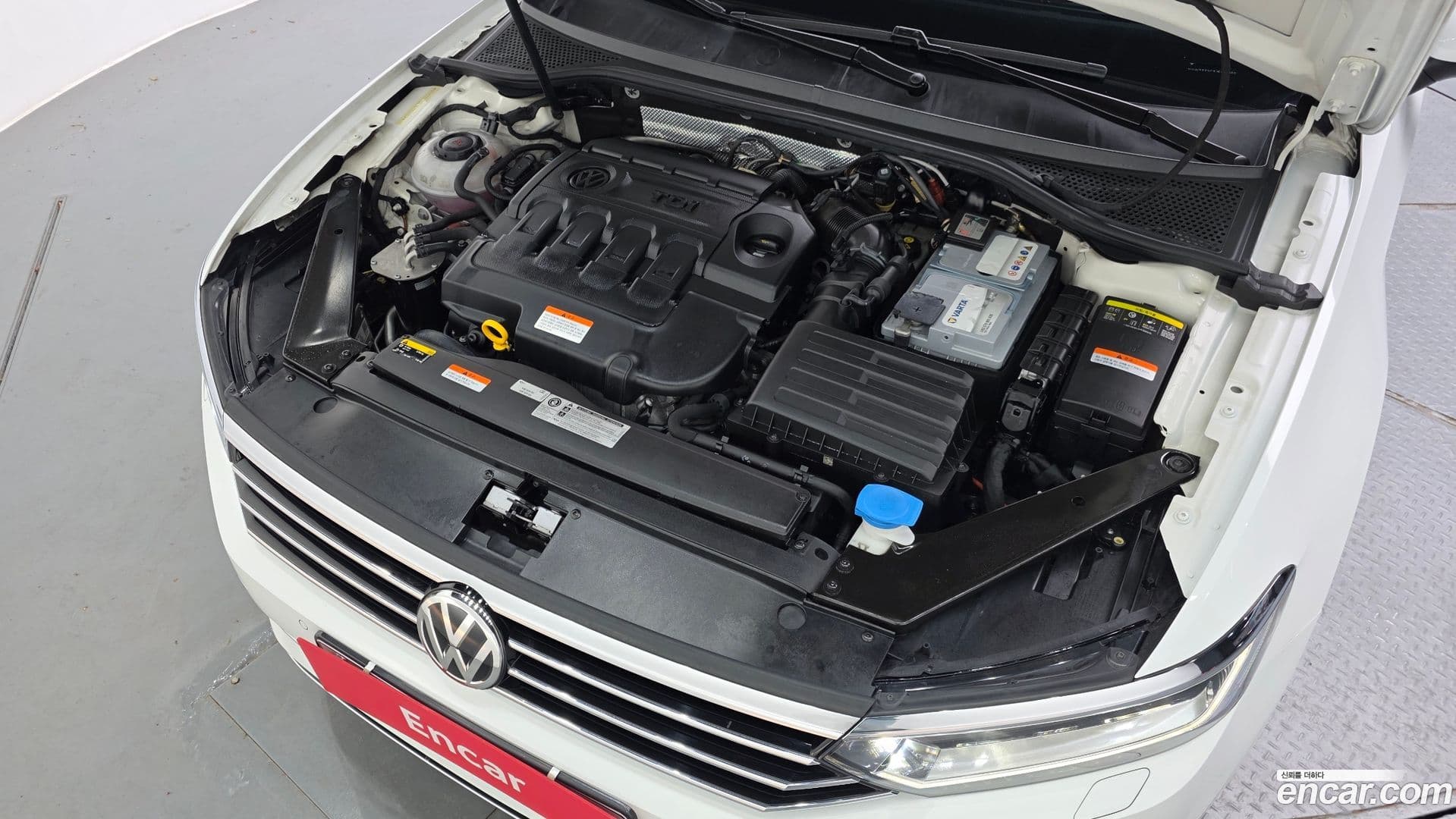 Main__Slider__Photo:Passat Volkswagen 2018.4-5