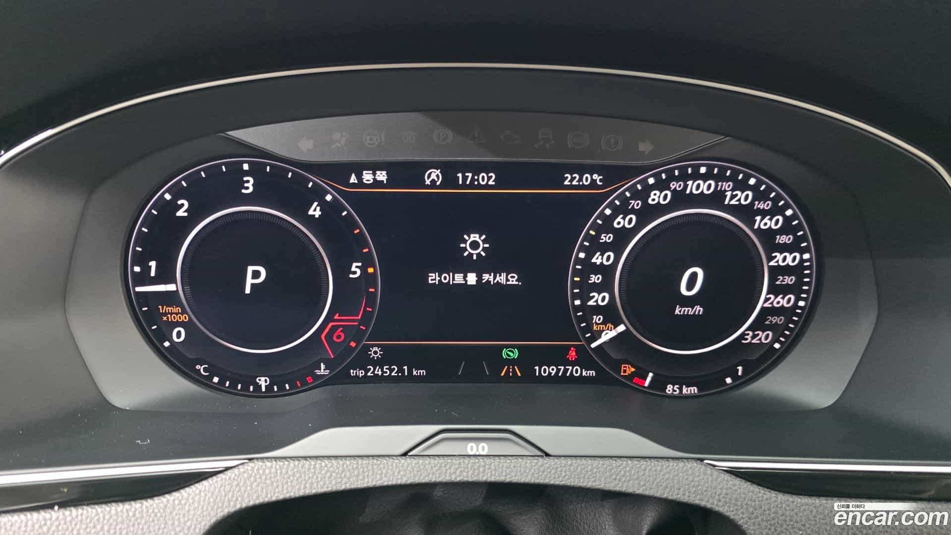 Passat Volkswagen 2018.4-INNER-008
