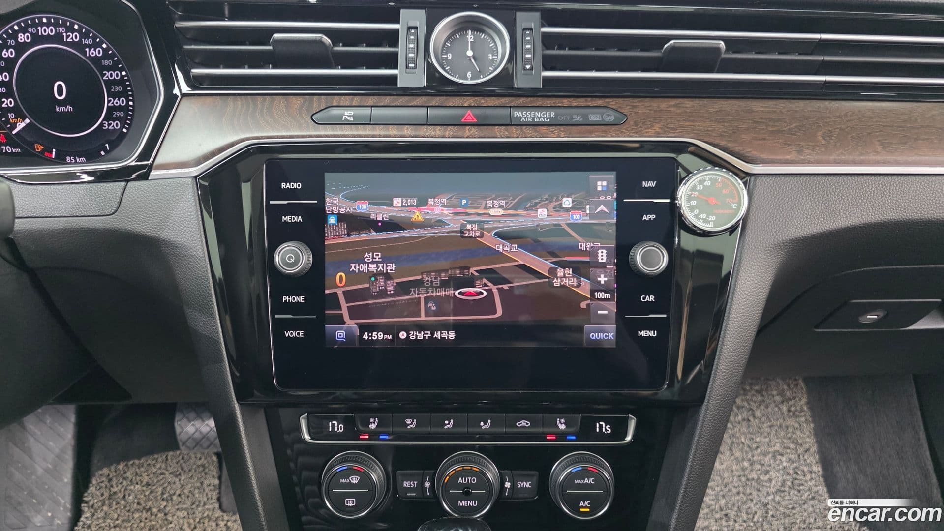 Main__Slider__Photo:Passat Volkswagen 2018.4-28