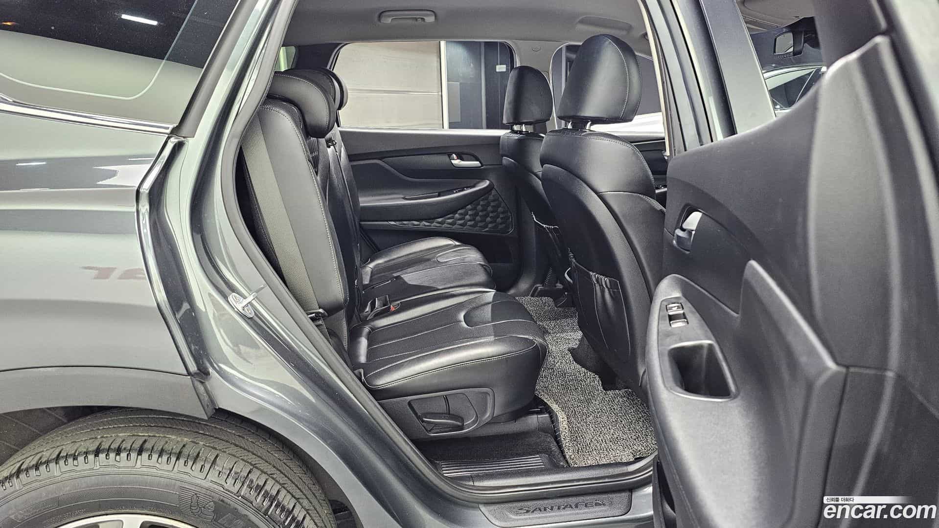 Santafe Hyundai 2018.8-OPTION-016