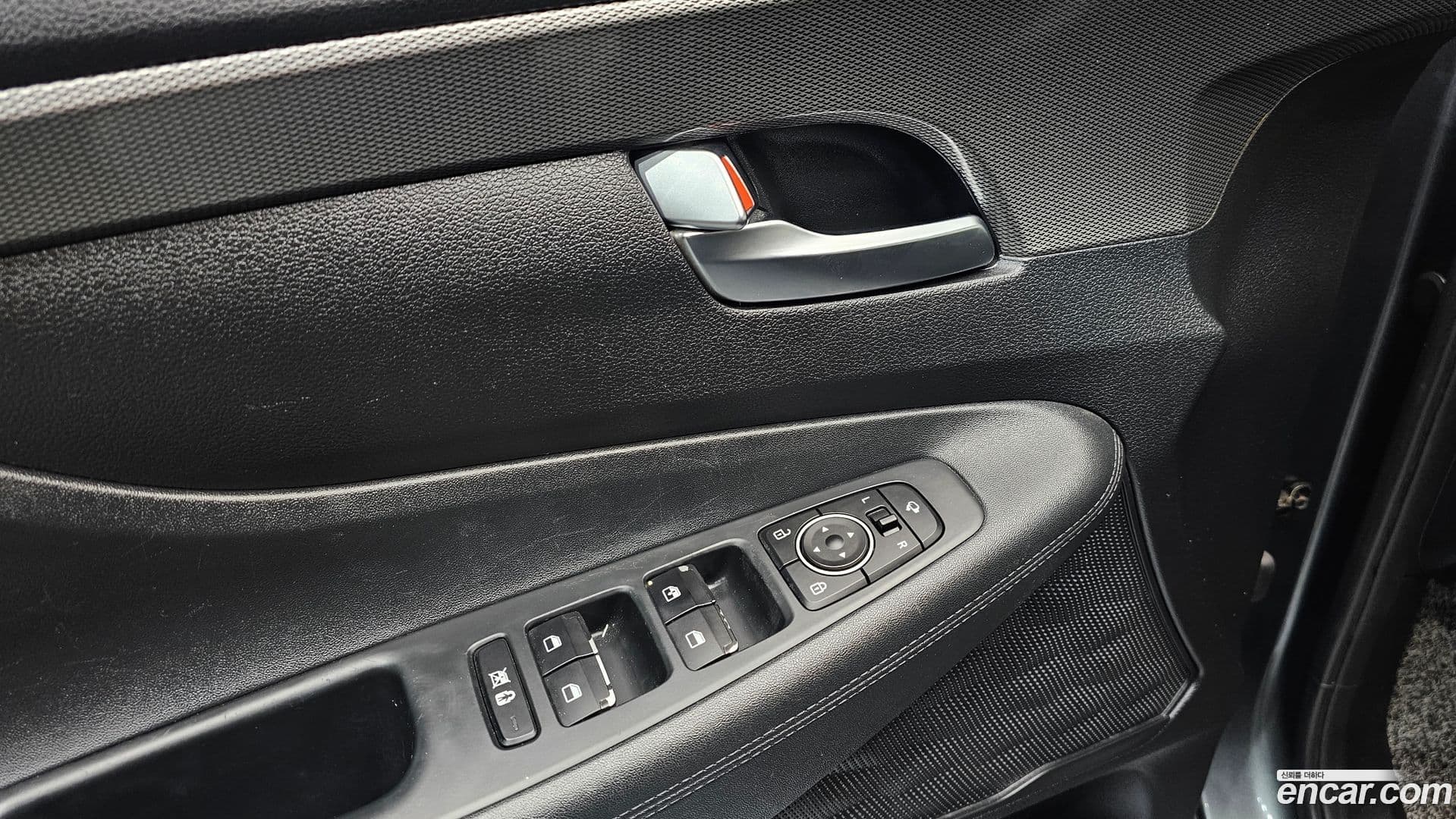 Main__Slider__Photo:Santafe Hyundai 2018.8-15